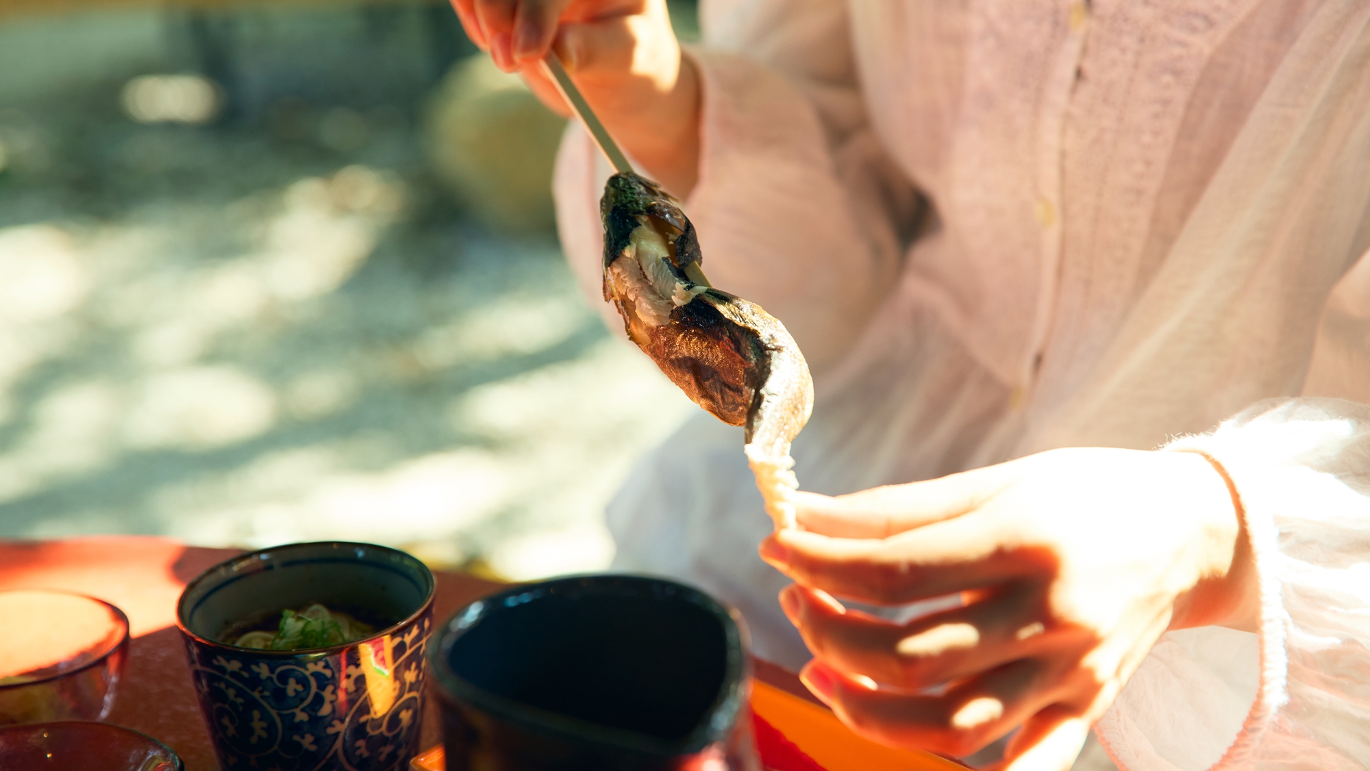 [周辺/長生館]緑豊かな環境でお食事をご満喫いただけます。