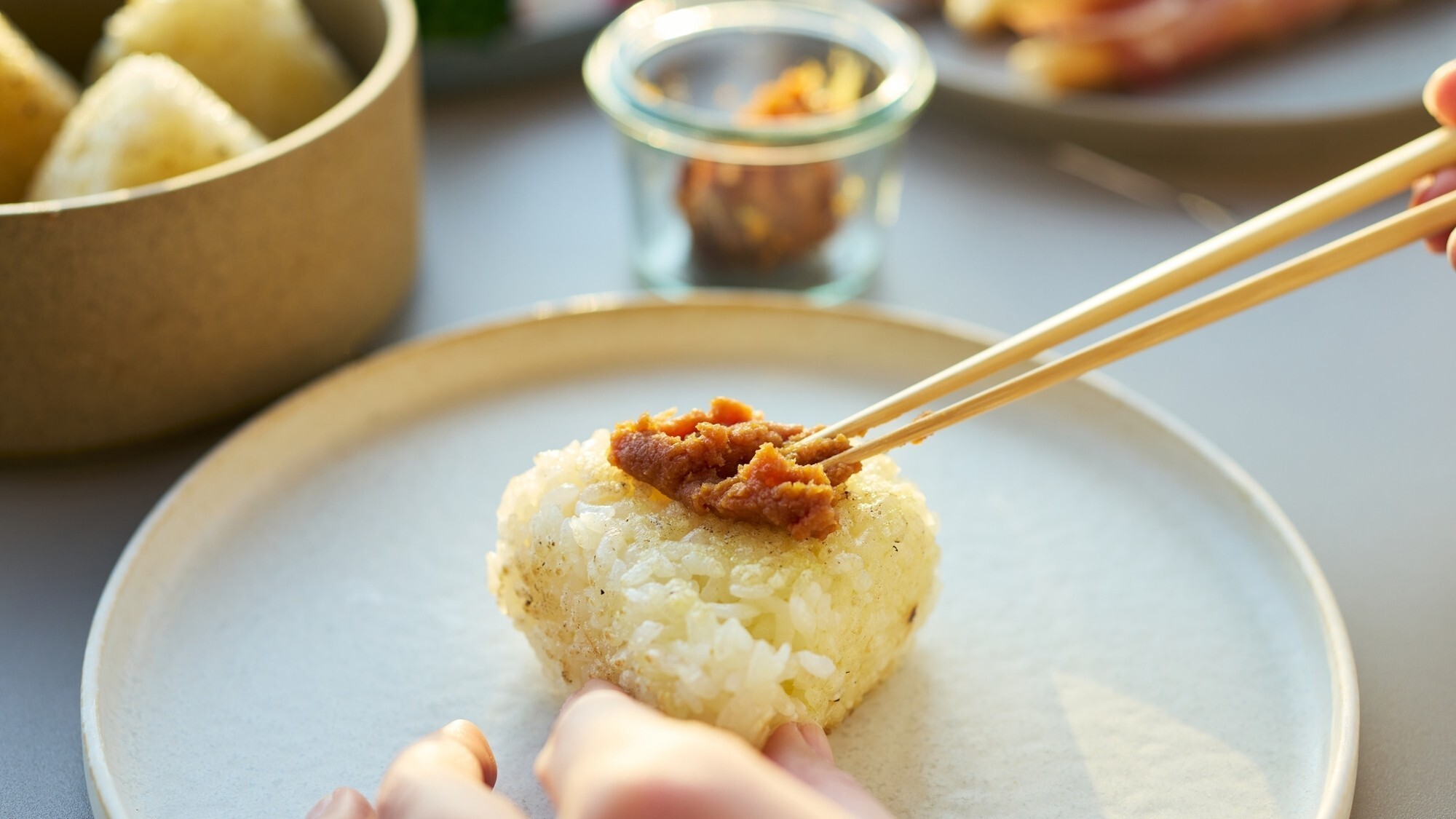 [夕食/BBQ]秩父のヤマブ味噌の焼きおにぎりをご用意しております。