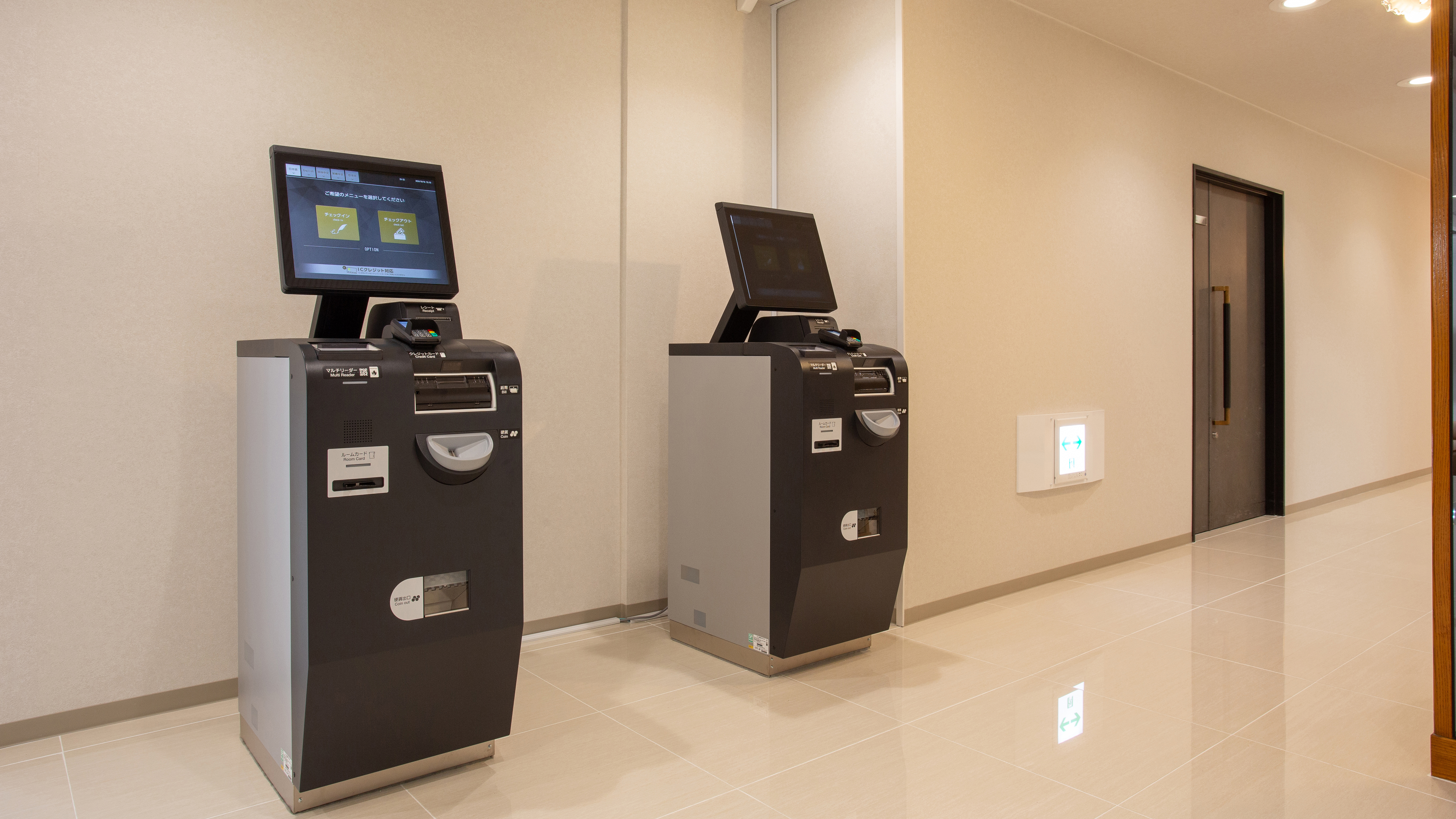 スムーズにできるよう自動チェックイン機もご用意