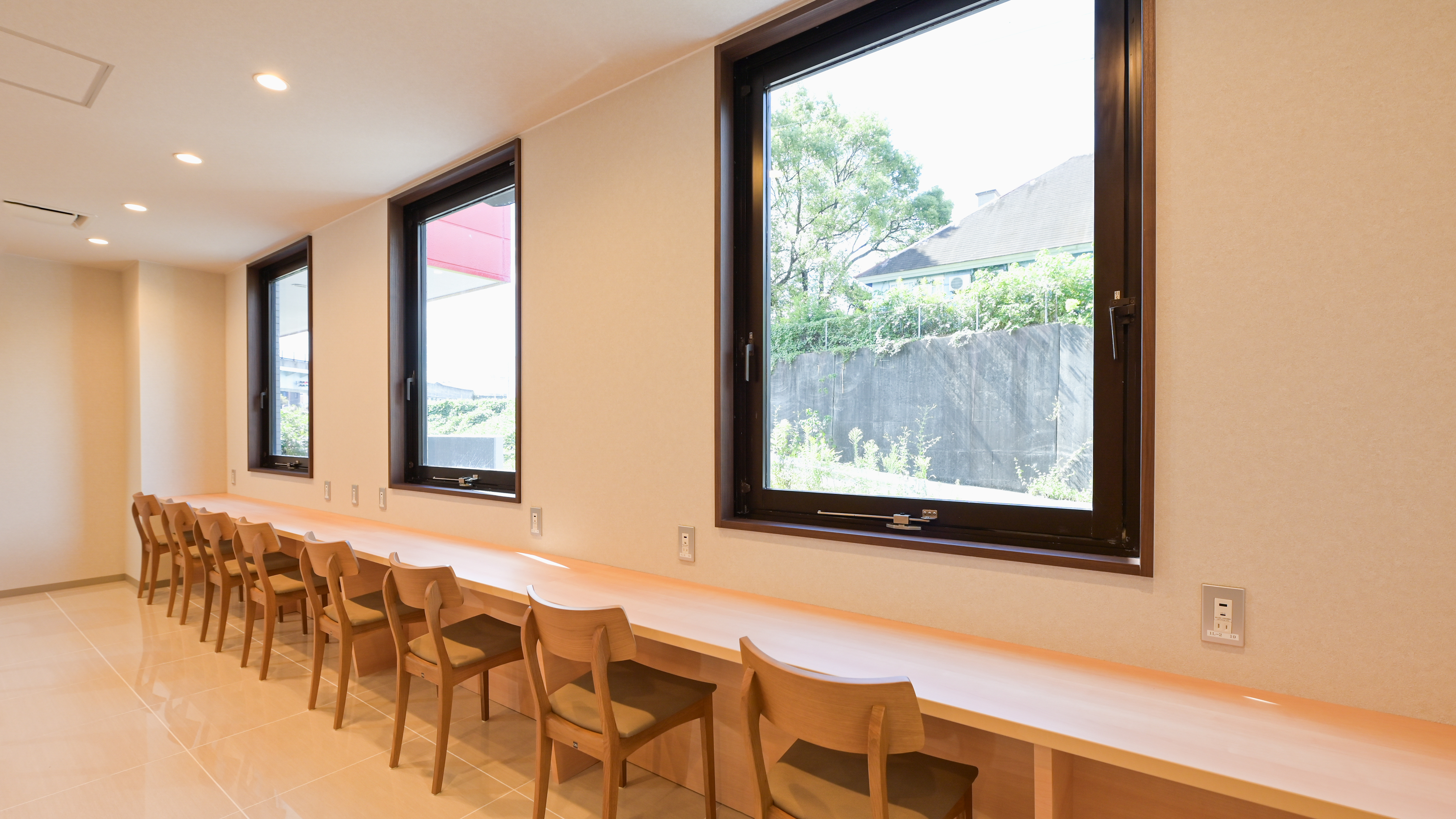 朝食会場イメージ