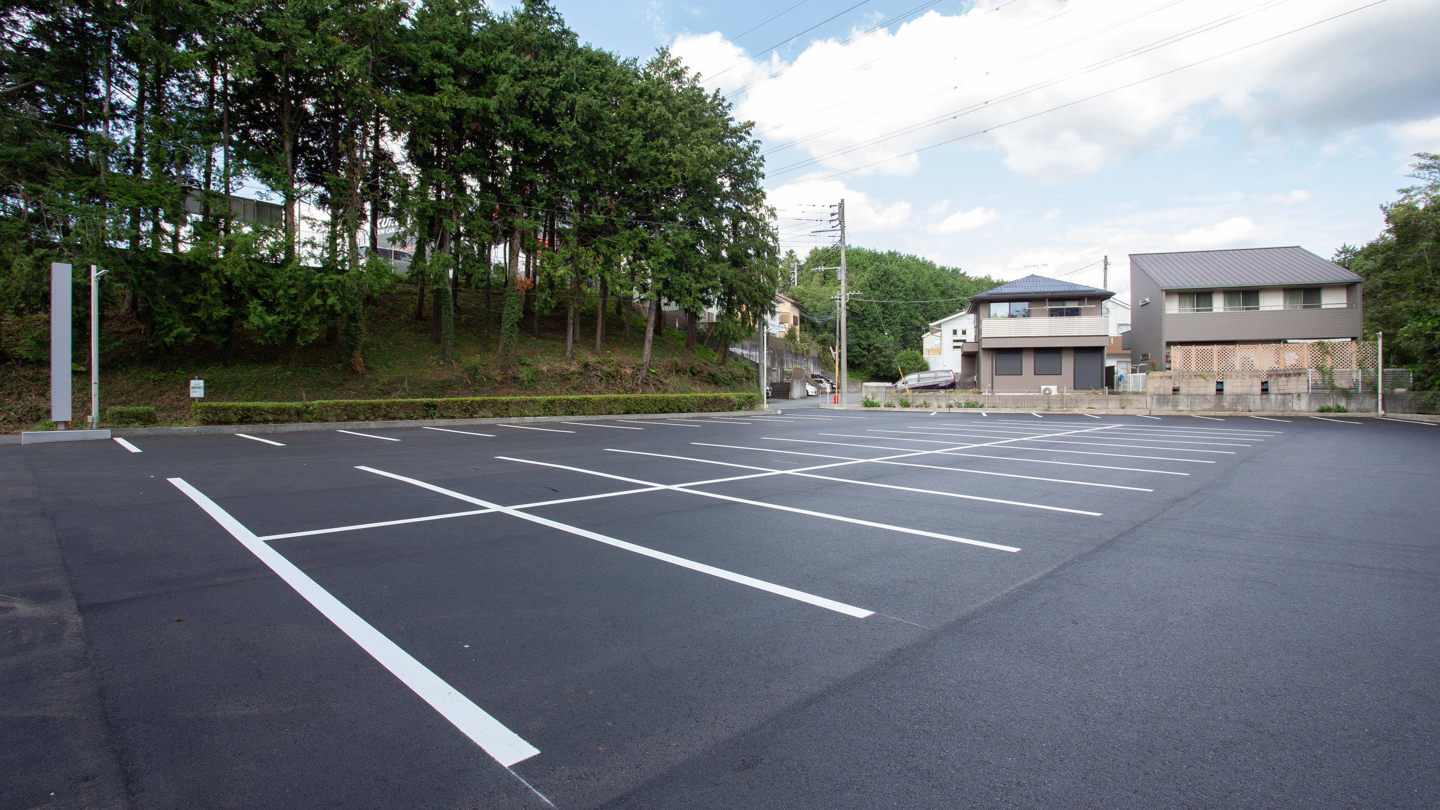 無料の平面駐車場
