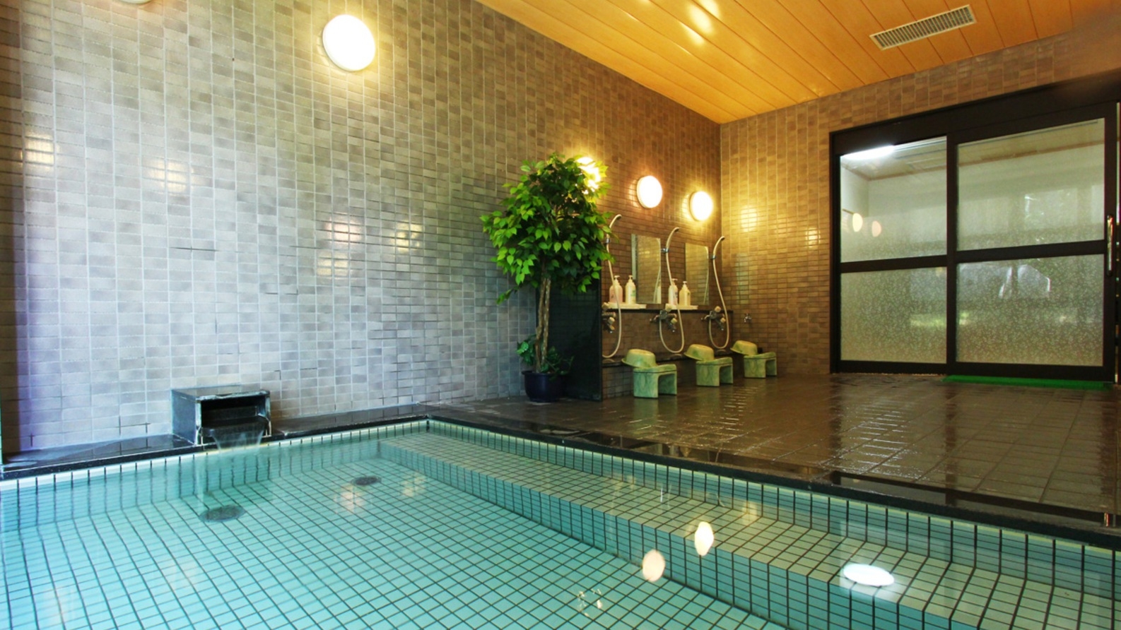 60歳以上限定☆シニア1日リフト券付【1泊2食付】《現地現金決済限定》 お得に戸隠スキー場を満喫