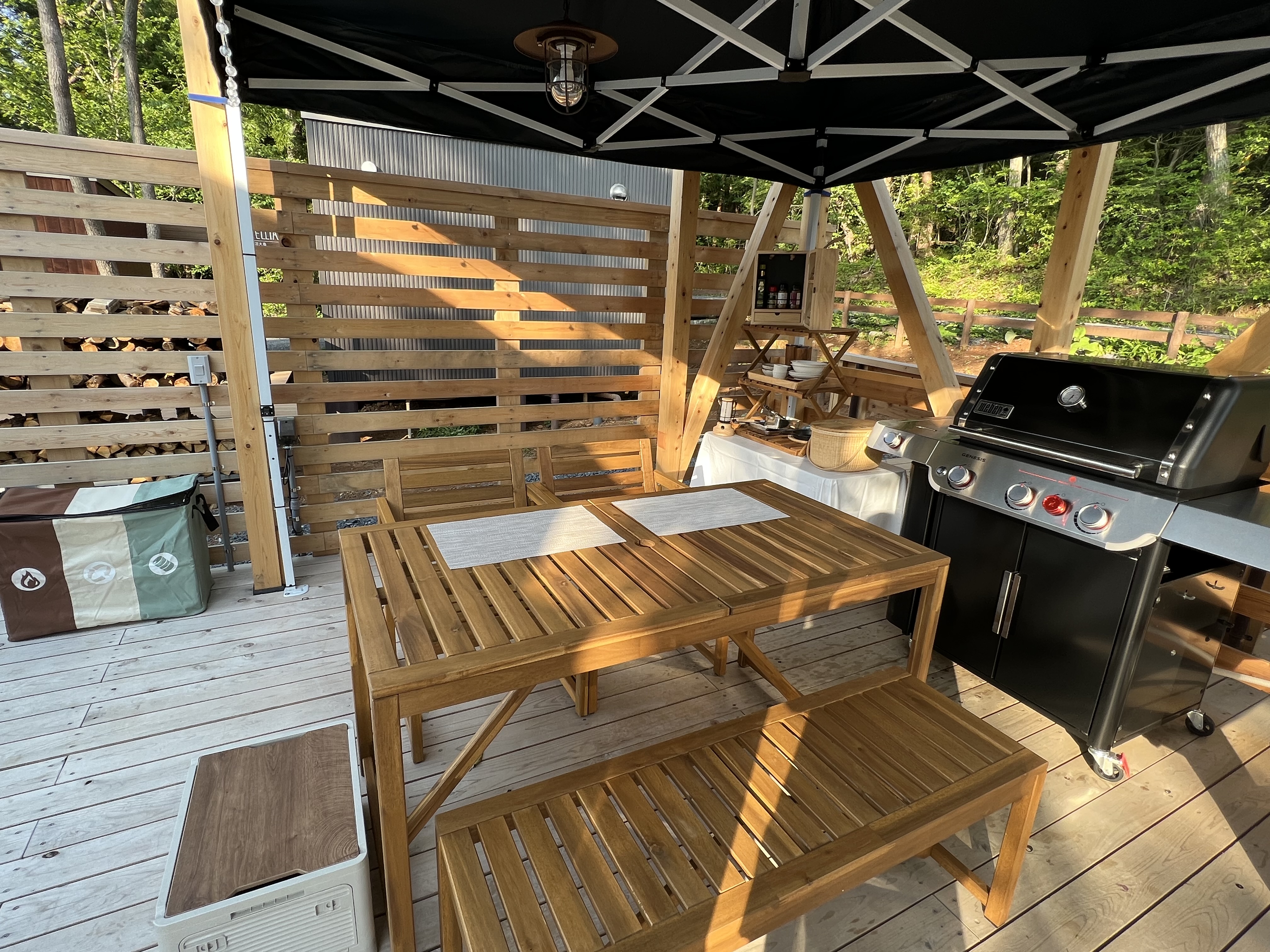 Wｅｂｅｒのガスグリルを使って本格的なBBQをお楽しみいただけます。