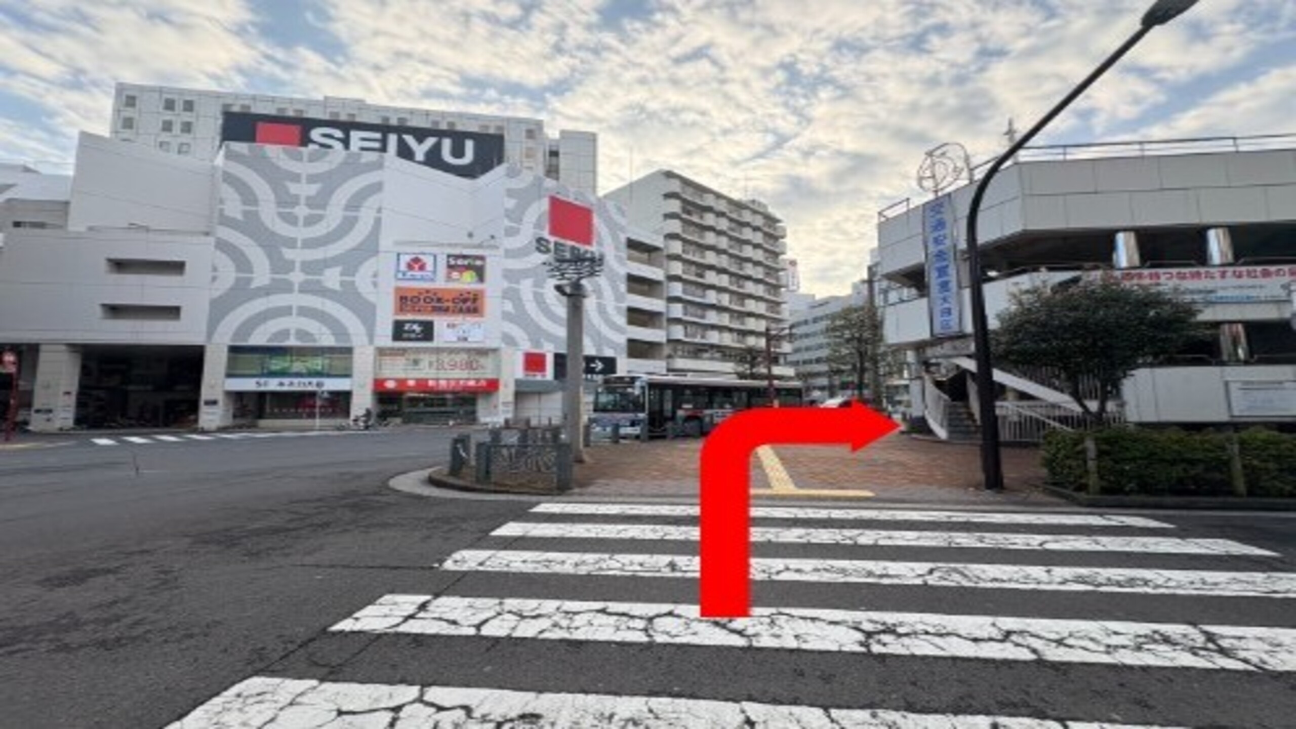 ③大森駅東口区営自転車駐車場付近
