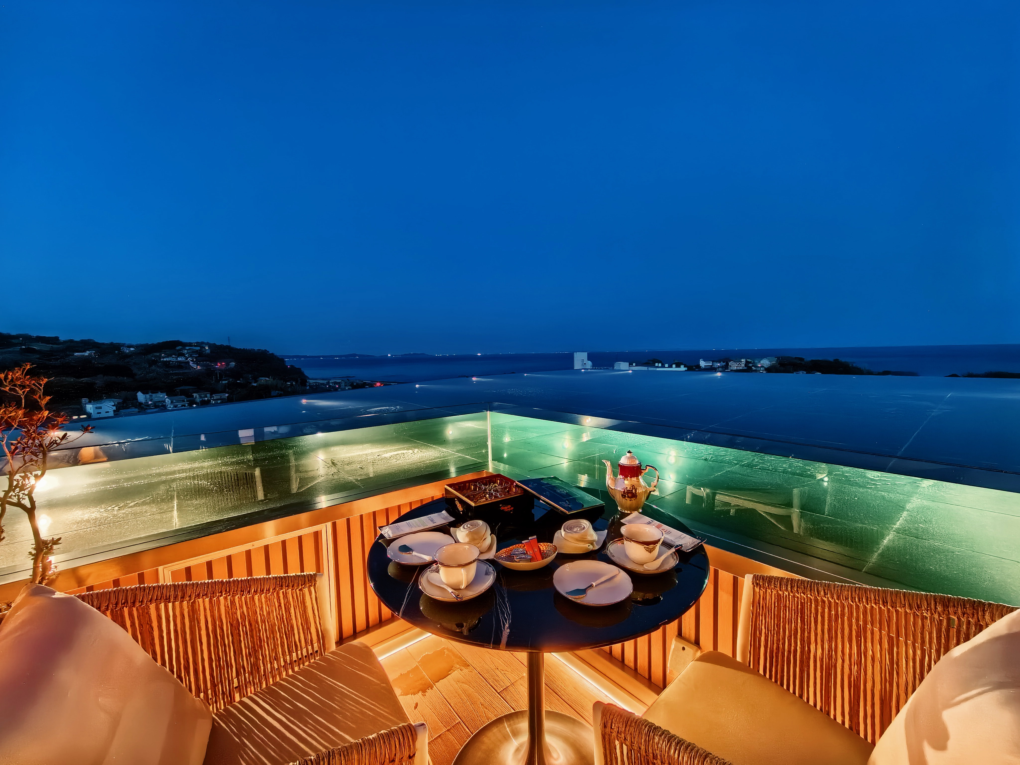 客室名：《磯鵯》