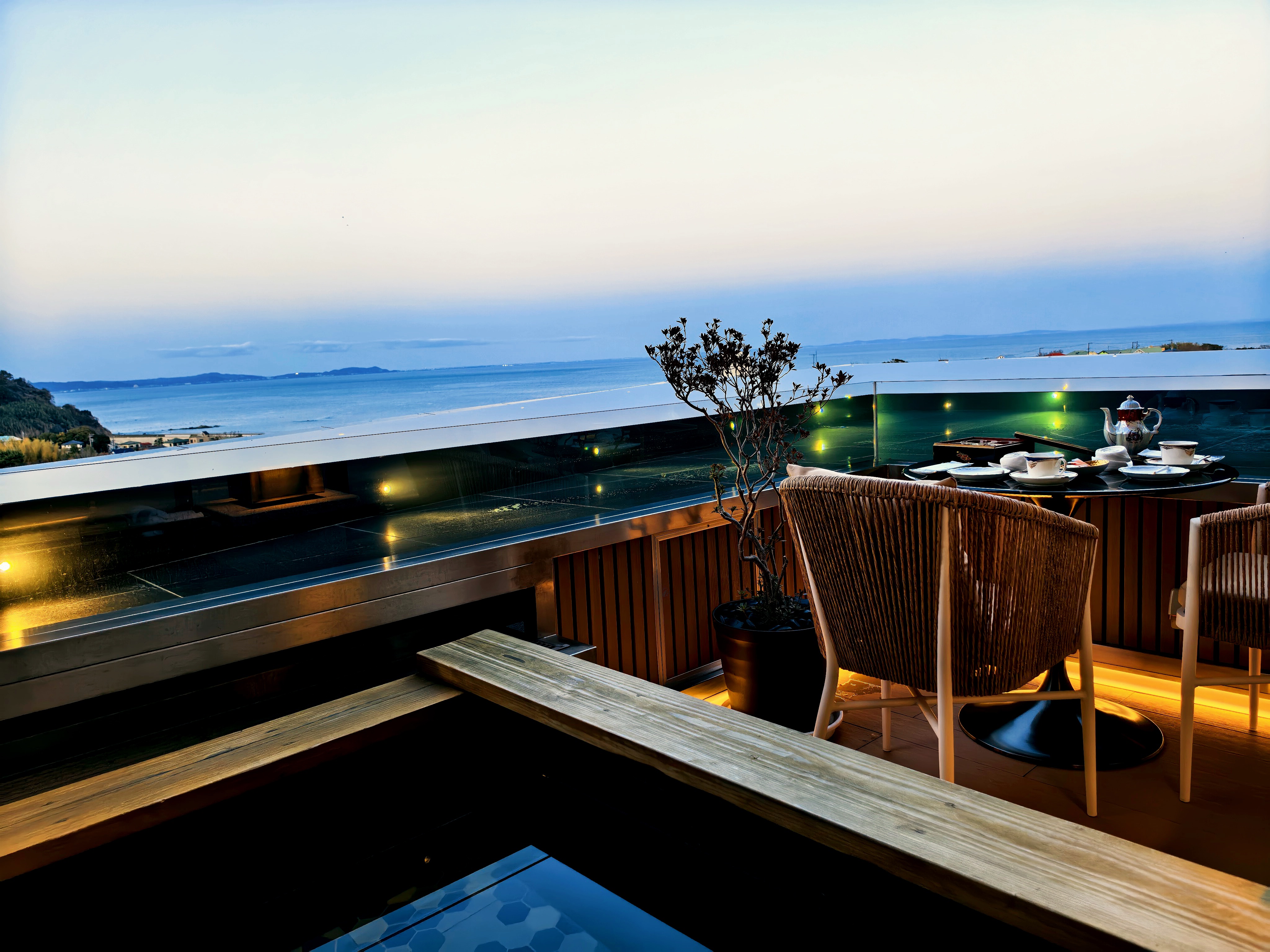 客室名：《磯鵯》