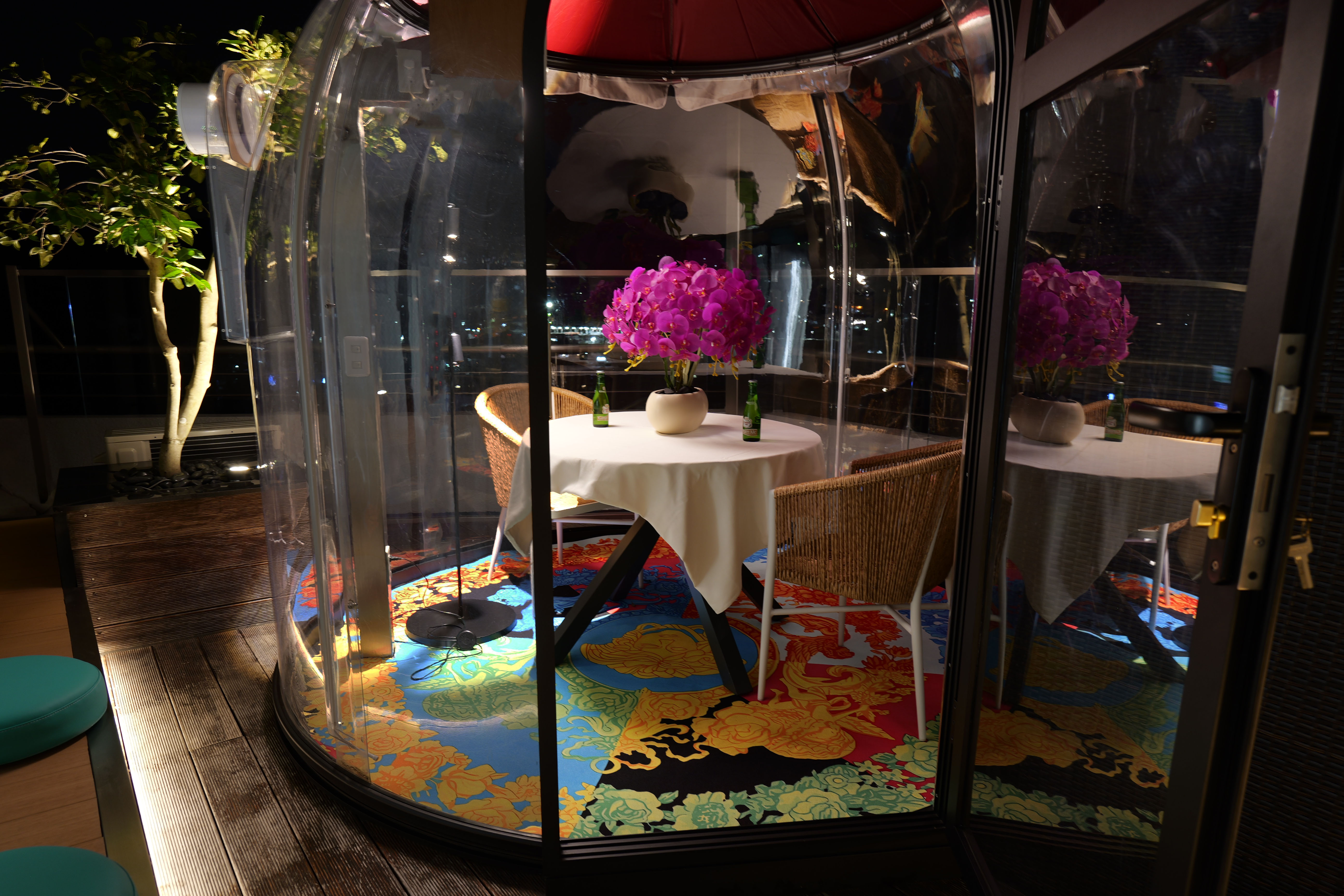 ・【客室専用庭園】ドーム付きの庭園では快適な空間で景色を楽しめます。