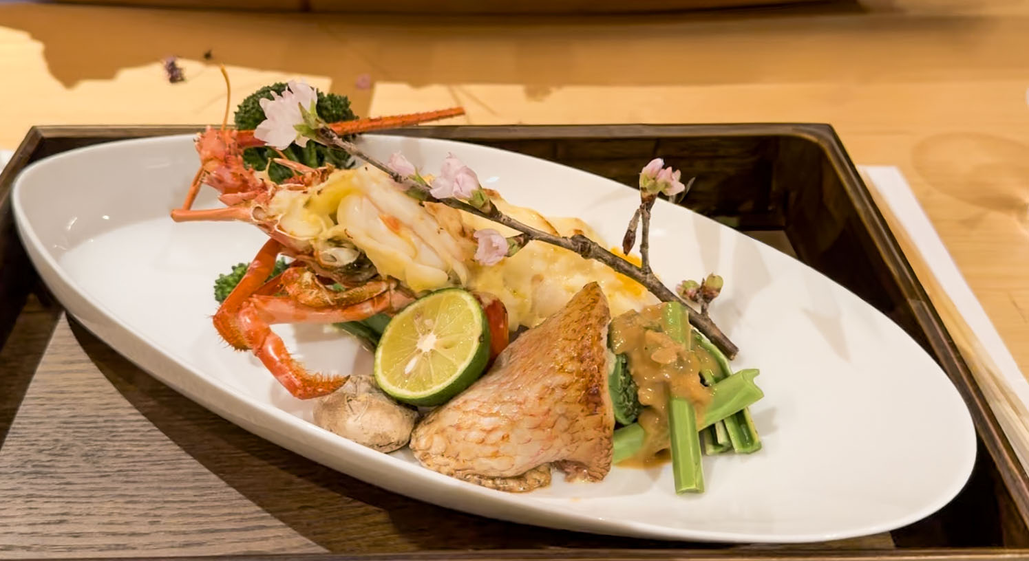 ・【食事】オプションで別注料理もご注文頂けます。