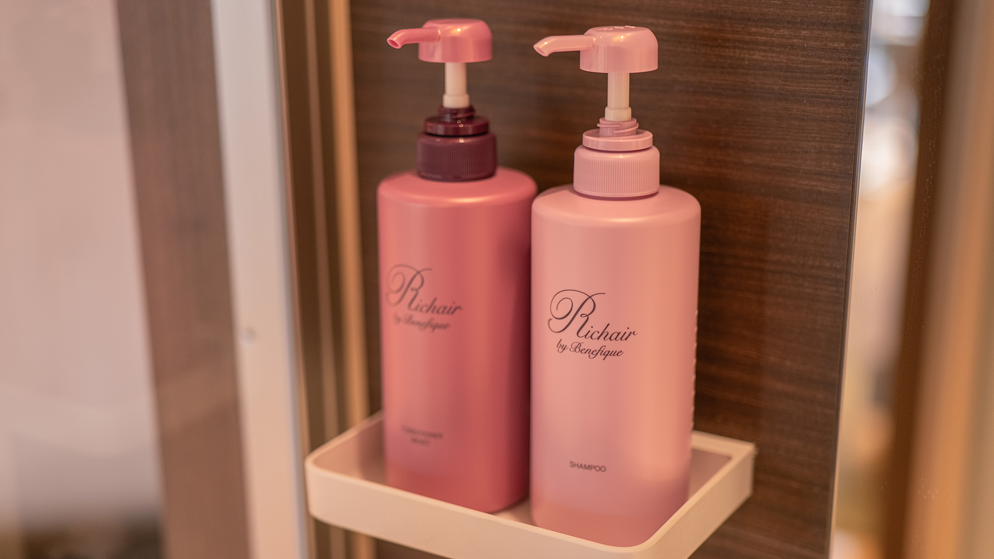 ・【アメニティ】浴室には、シャンプーとリンスを完備しております