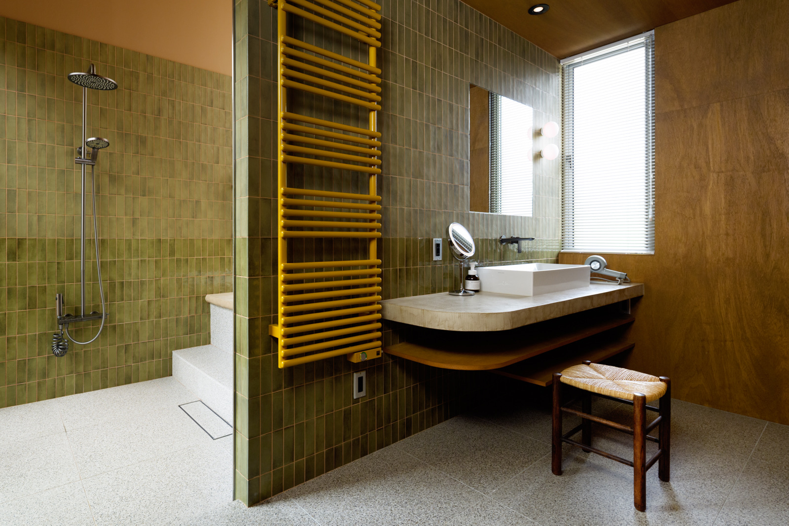 パウダールーム