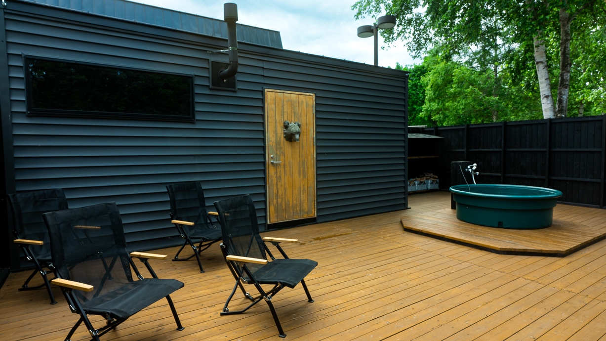 貸切アウトドアサウナで究極の「ととのい」体験　モバイルハウス「住箱」【サウナイキタイ】