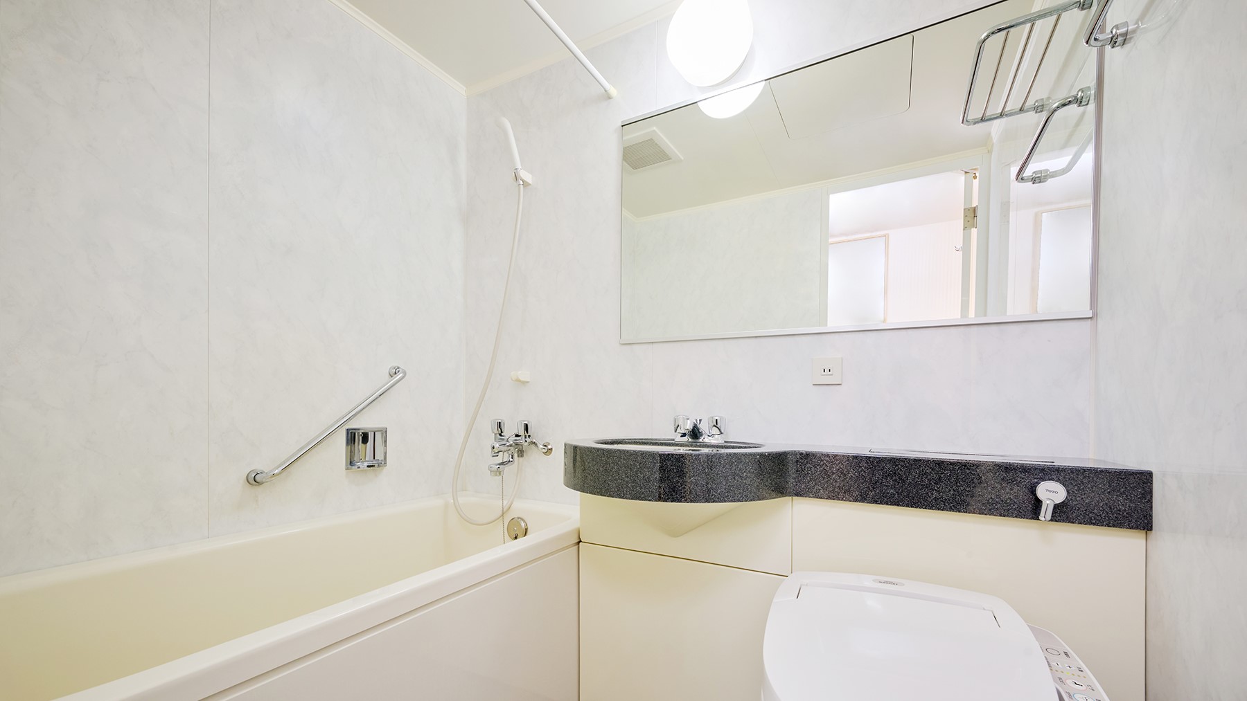 スーペリアセミダブル / スーペリアダブル バスルーム