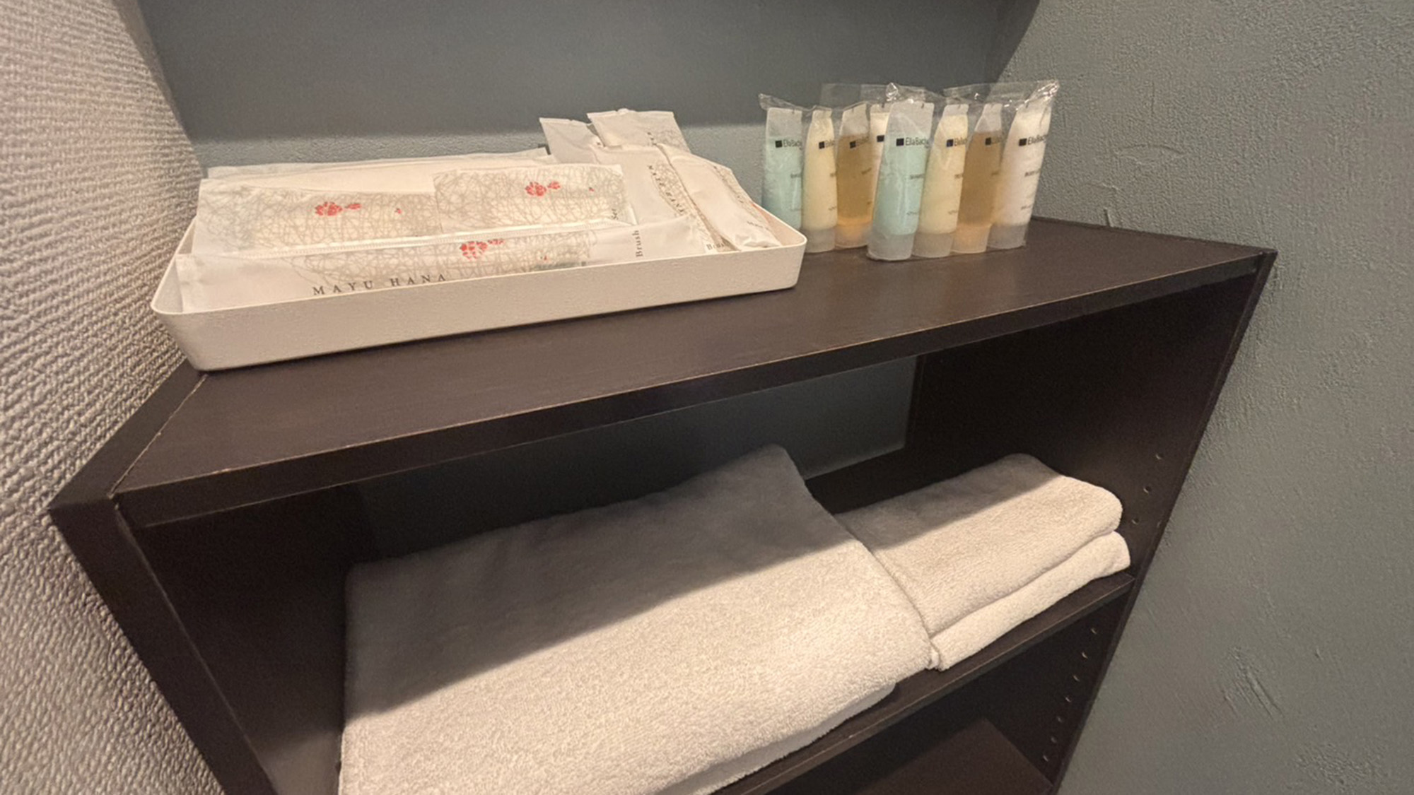 ・【アニメティ】タオル、歯ブラシ、お風呂セット等を完備。ご自由にご使用ください