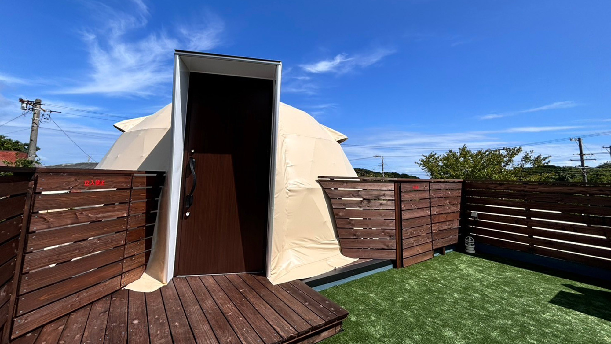 ・【seaside】テントからの景色は、いつもとは違った特別なアウトドア気分を味わうことができます