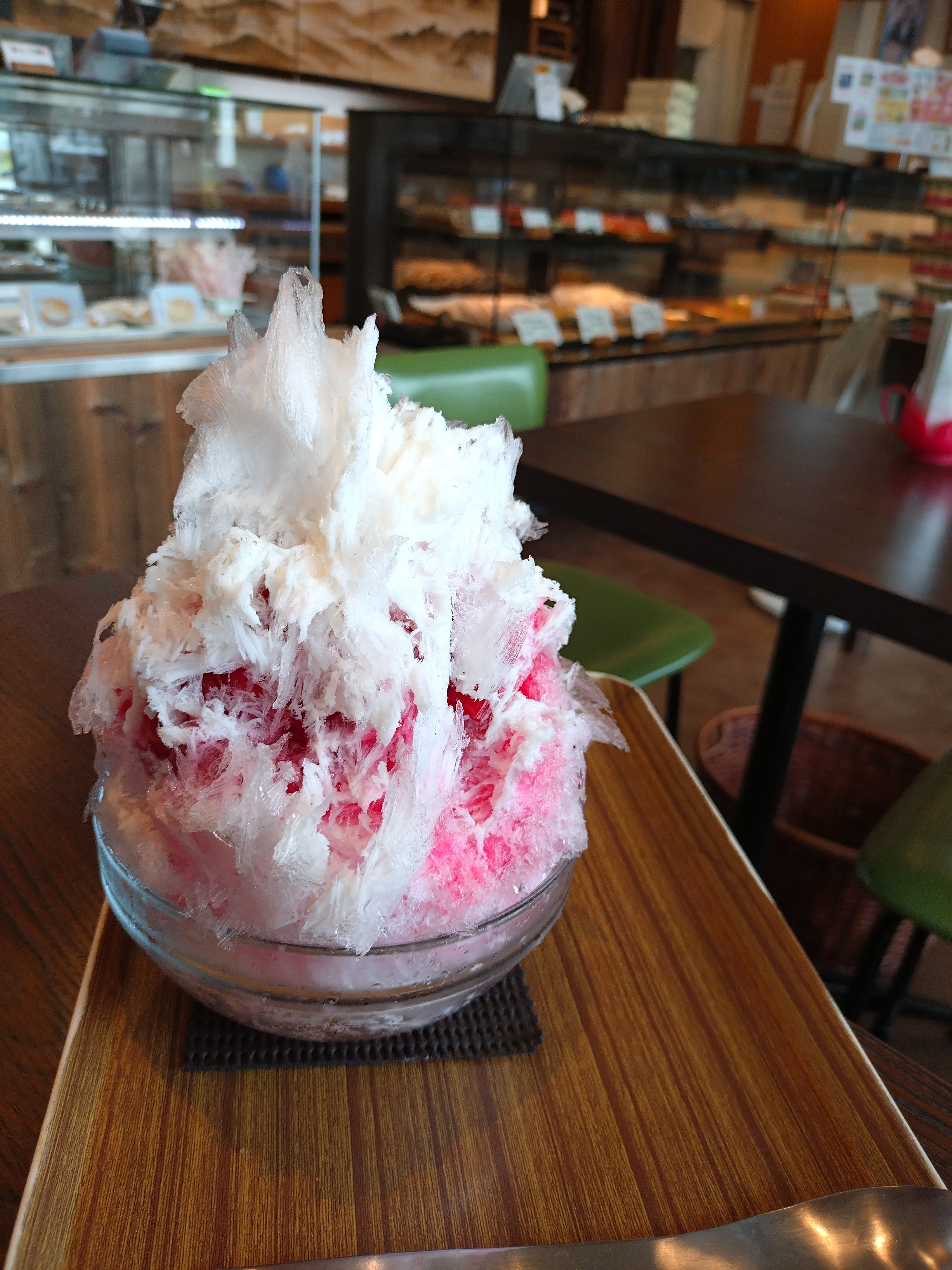 ふわふわかき氷（千登勢）