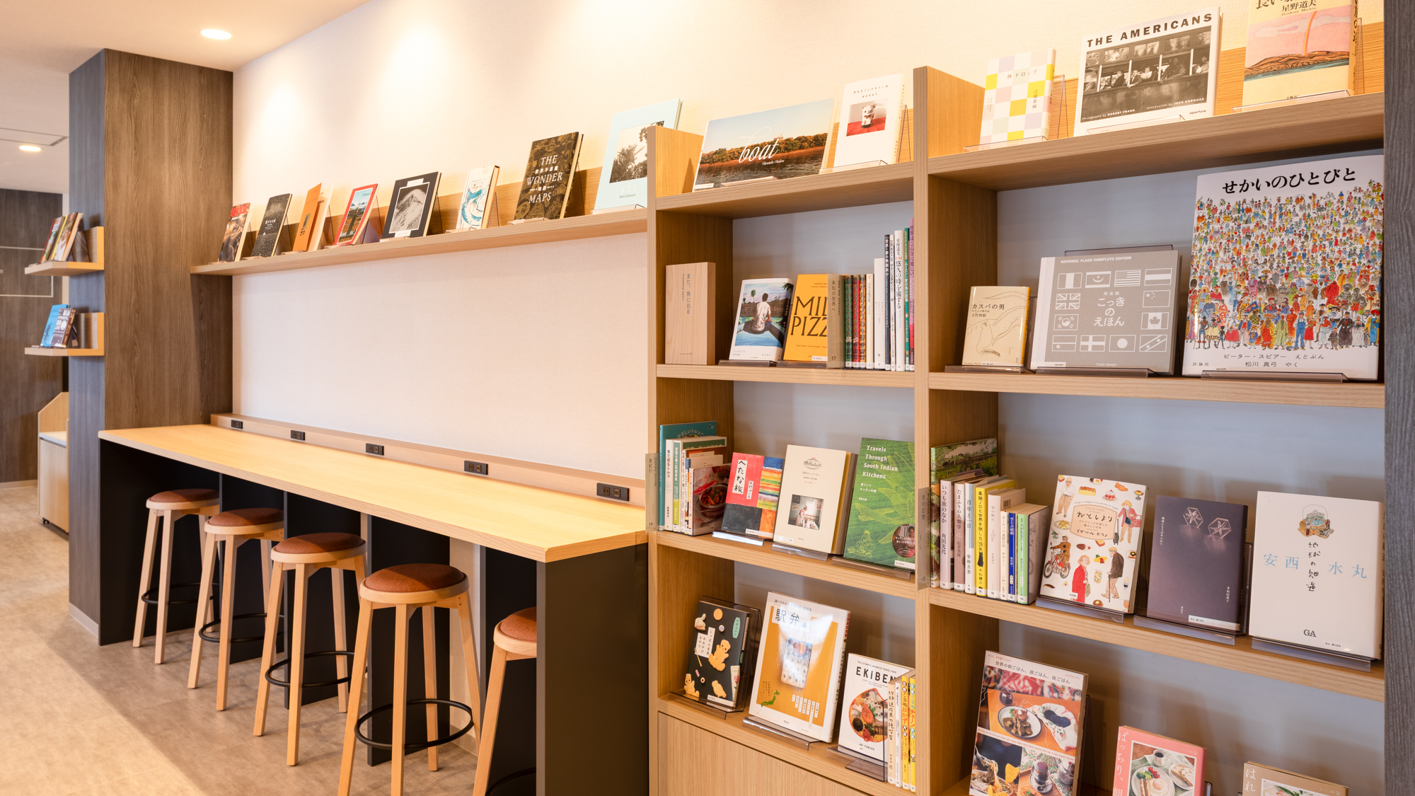 【ライブラリーカフェ】カウンター席