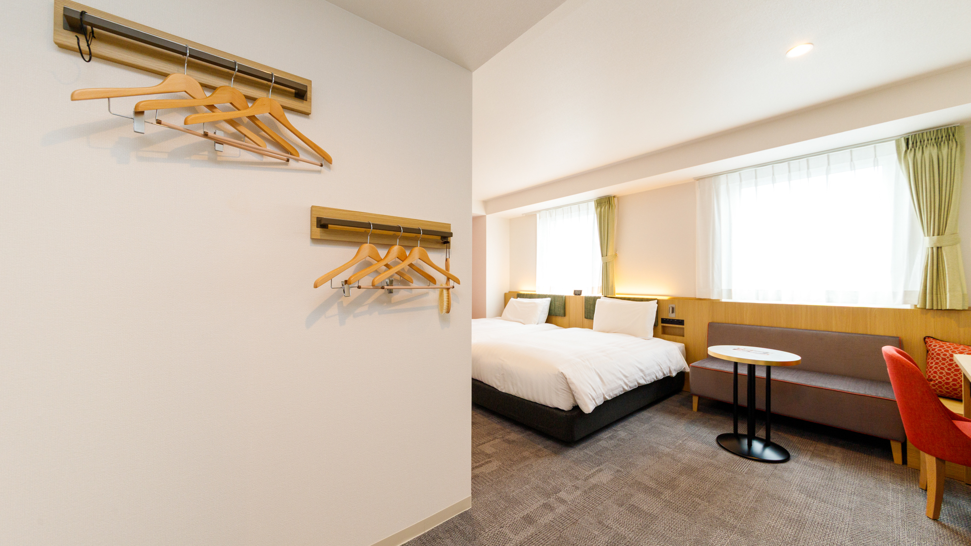 【ユニバーサルルーム】客室内設備イメージ