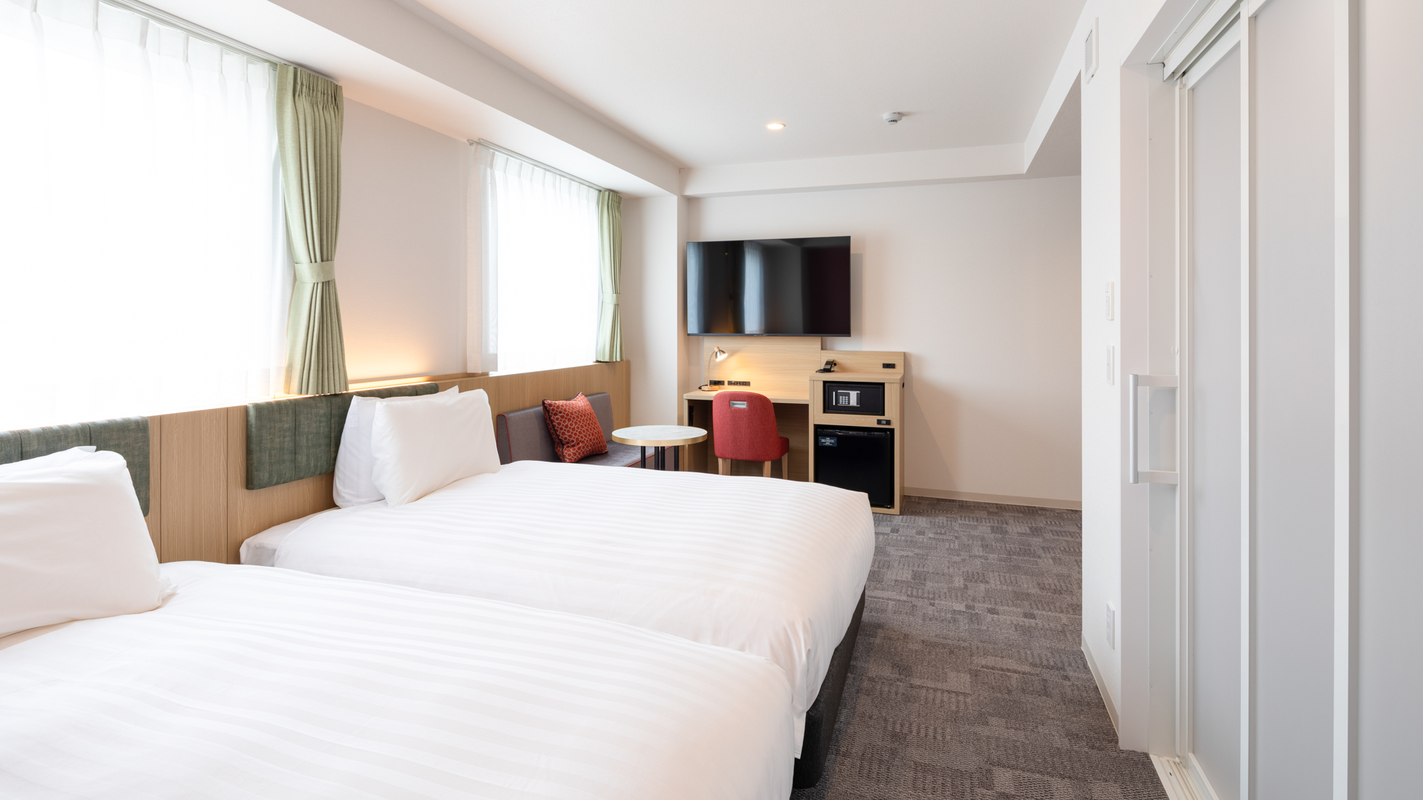 【ユニバーサルルーム】客室の一例