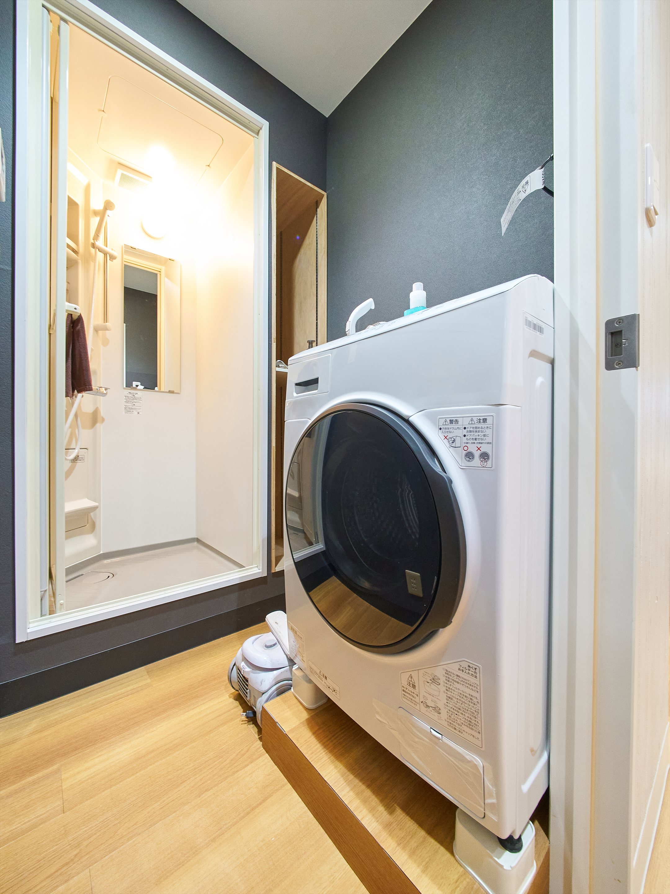 5名部屋（ダブルベッド2台＋ソファベッド）