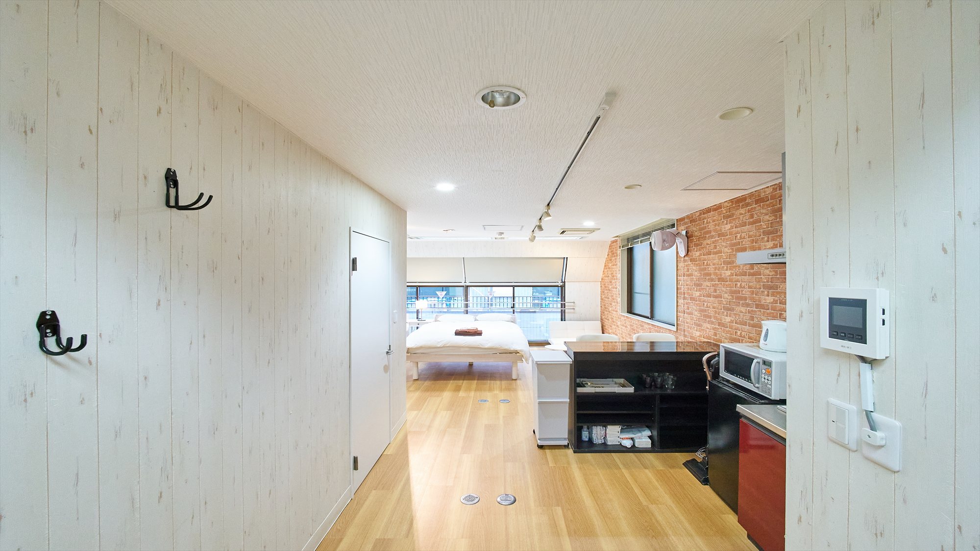 5名部屋（ダブルベッド2台＋ソファベッド）