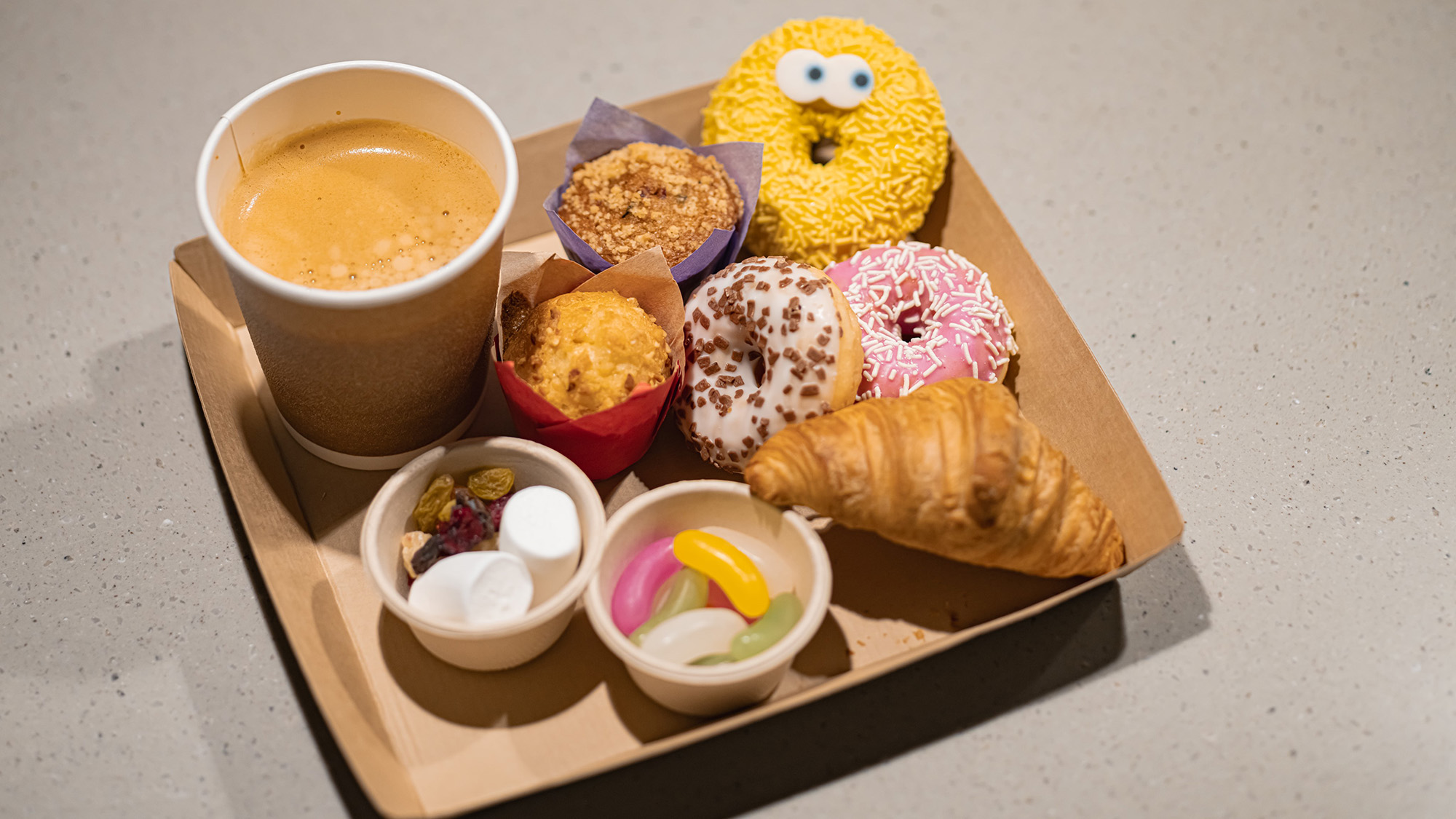 ラウンジ｜フード提供一例：朝