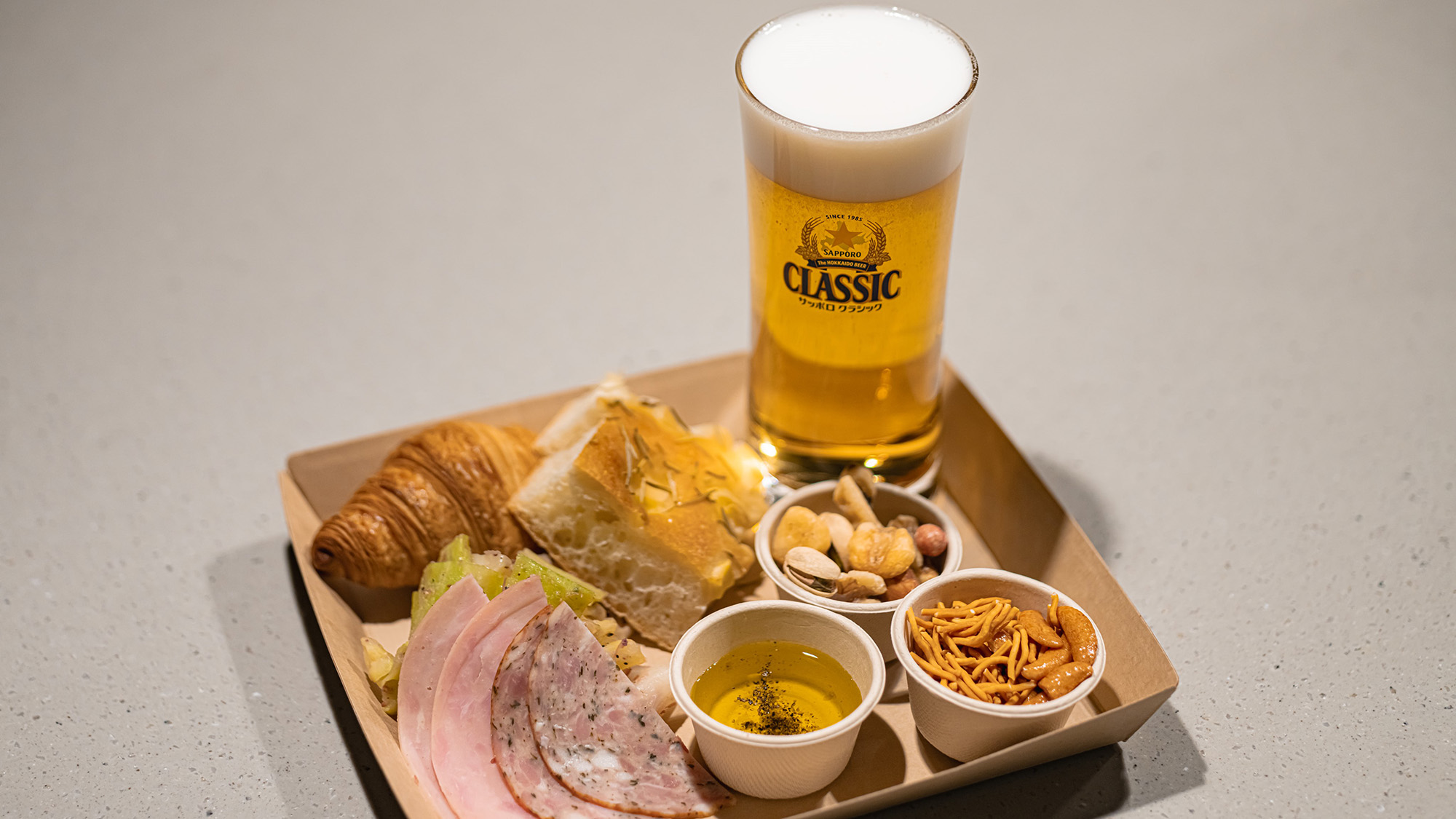 ラウンジ｜フード提供一例：夜