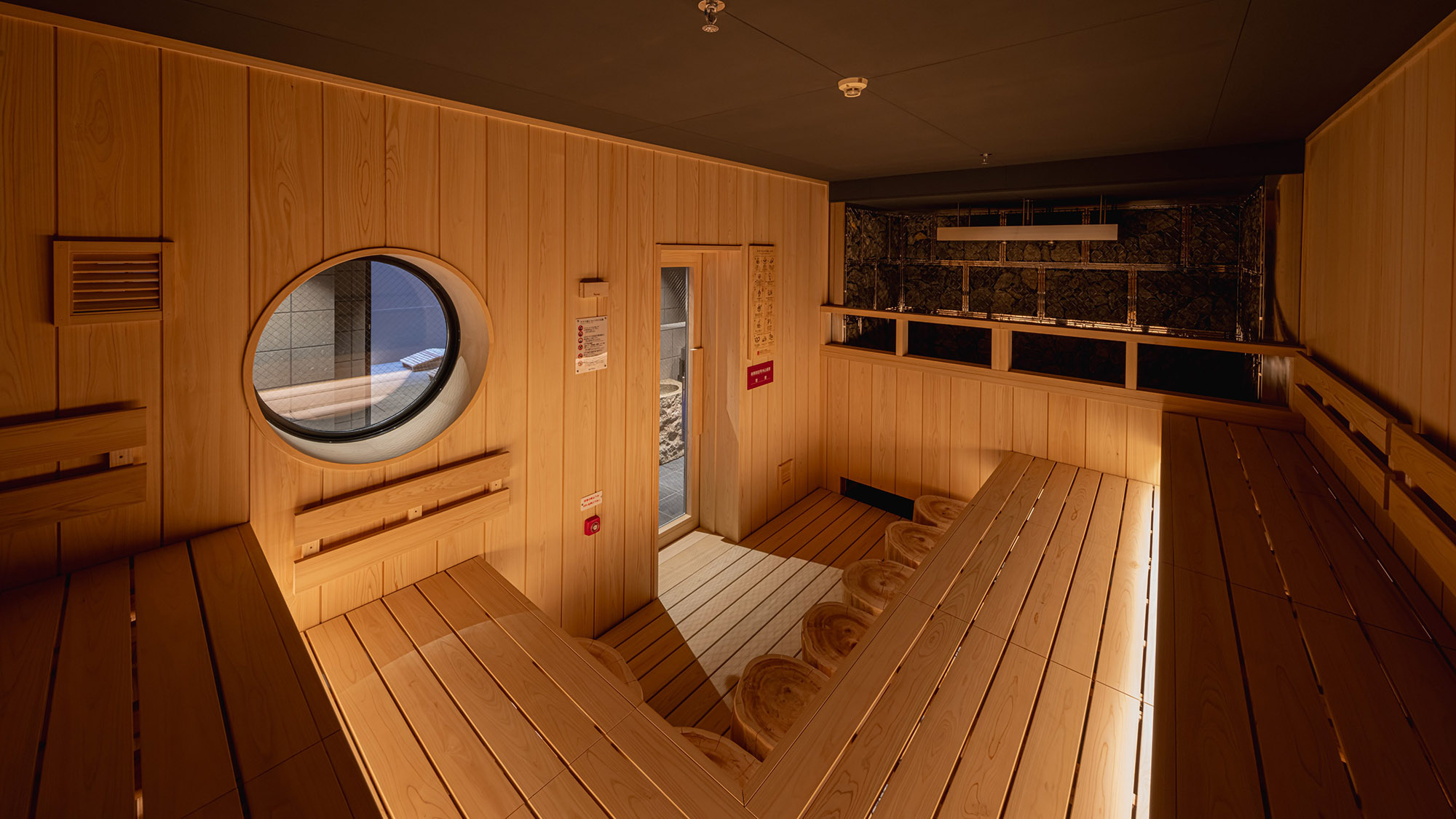 サウナ男女共通｜数多くのサウナ施設をプロデュースする『ととのえ親方』企画のフィンランド式サウナ