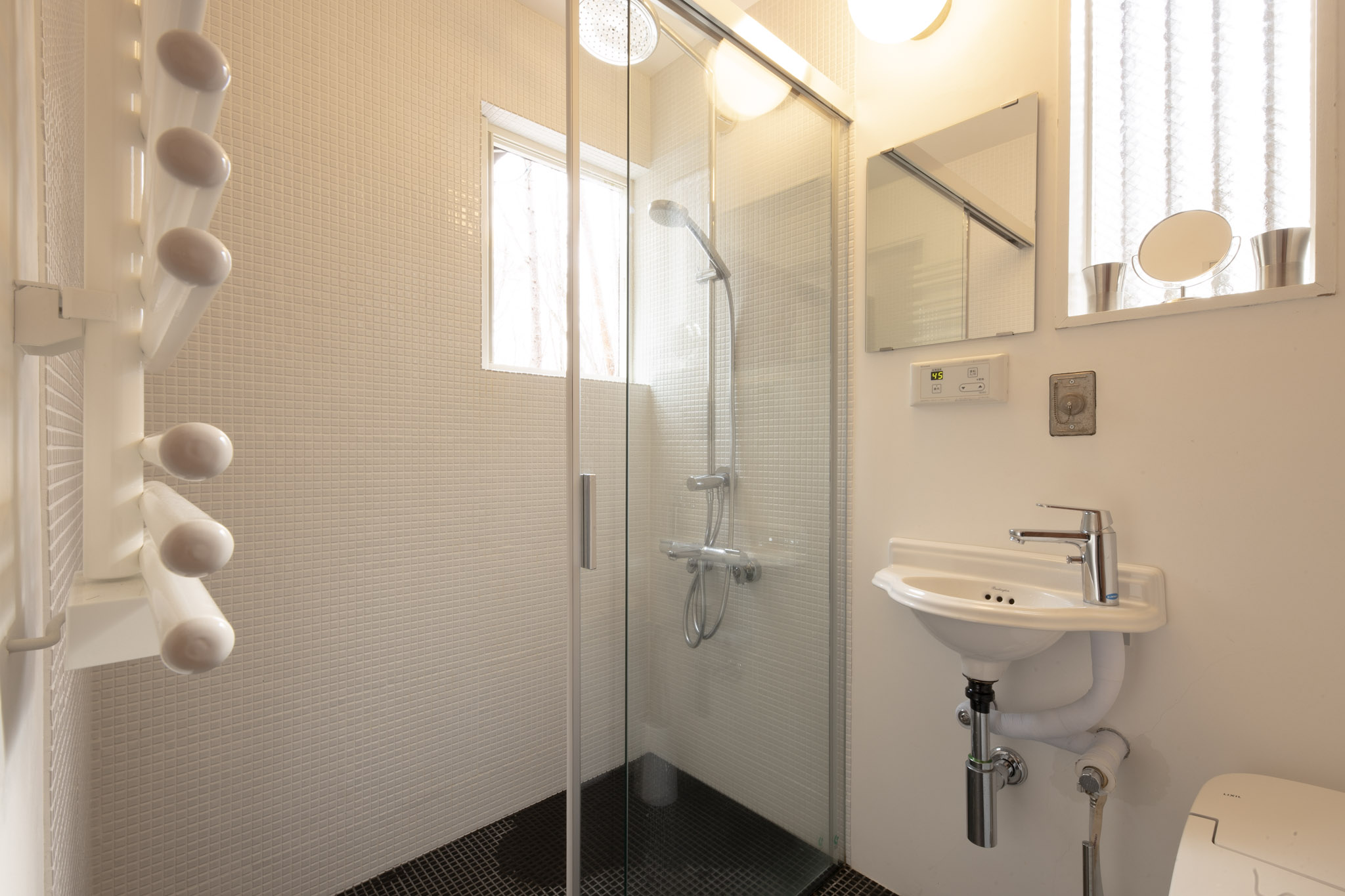 主屋　バスルーム