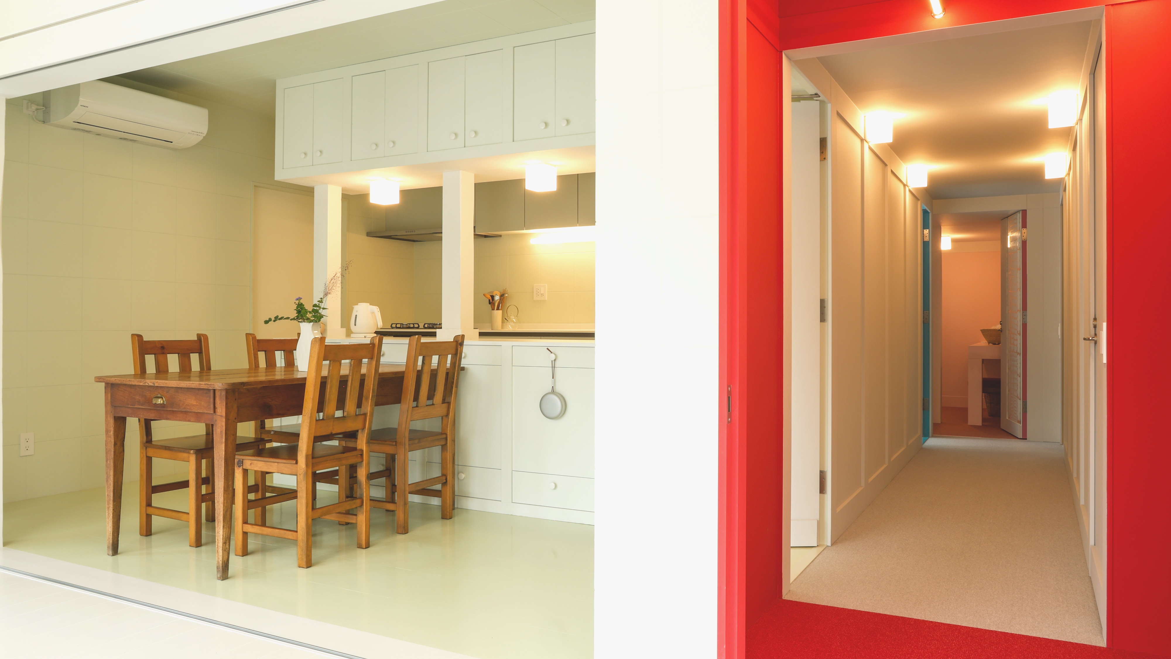 日貫一日　ＭＡＲＩＥ　ダイニング＆廊下