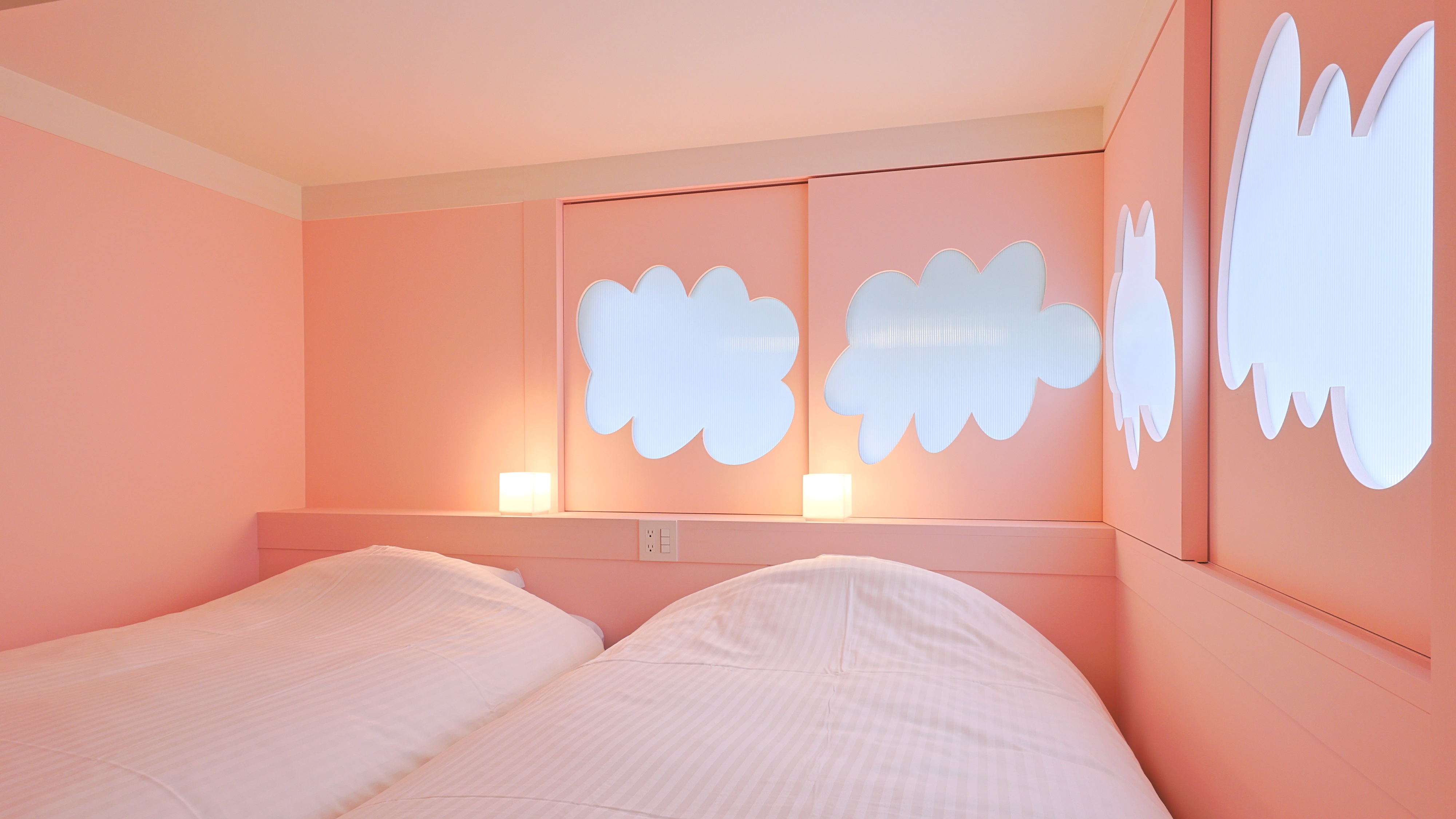 日貫一日　ＭＡＲＩＥ　寝室(ピンク)