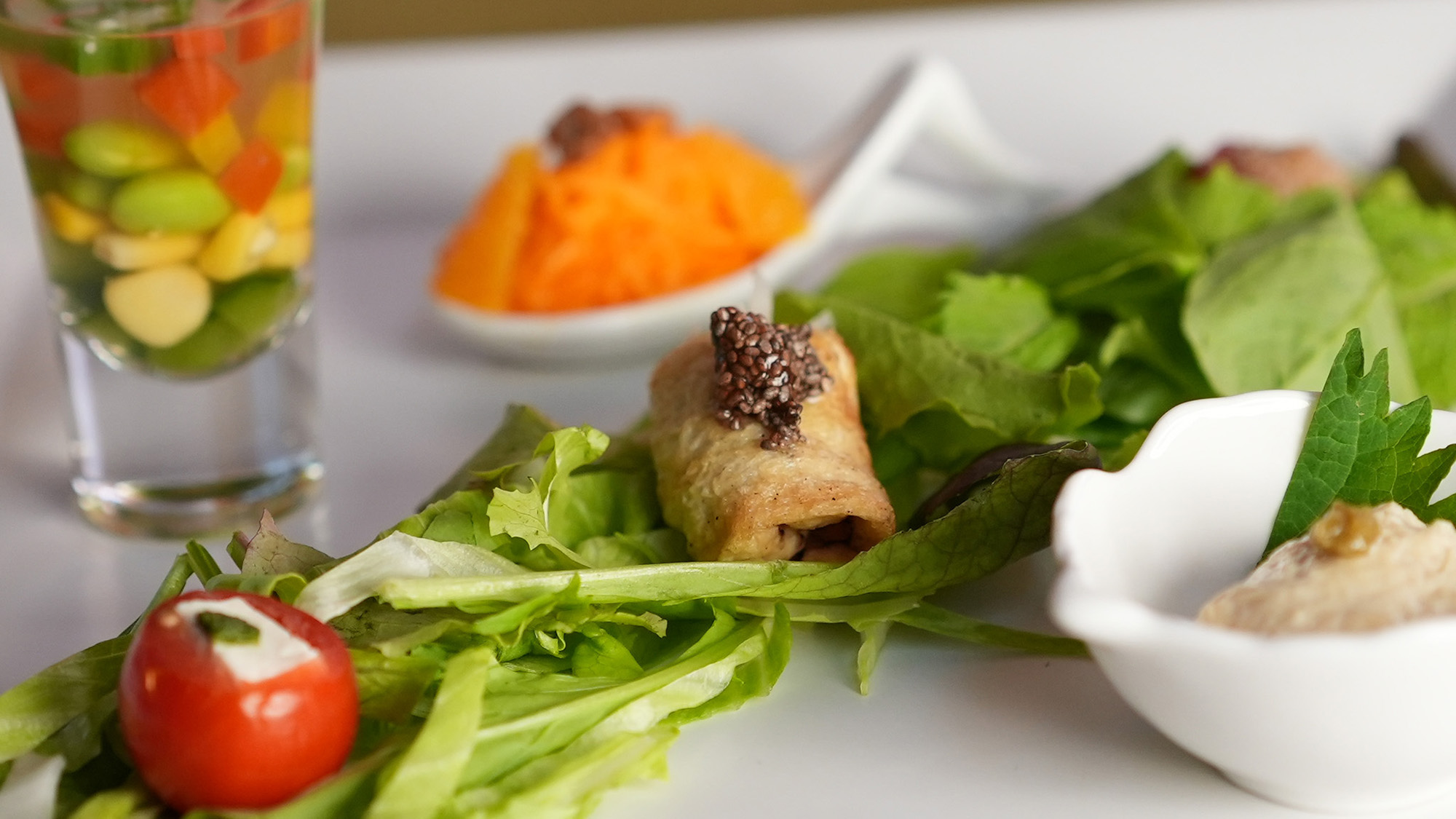 ・【夕食一例】お料理には農薬不使用の野菜を使用。心身ともに健やかに整えていただけます