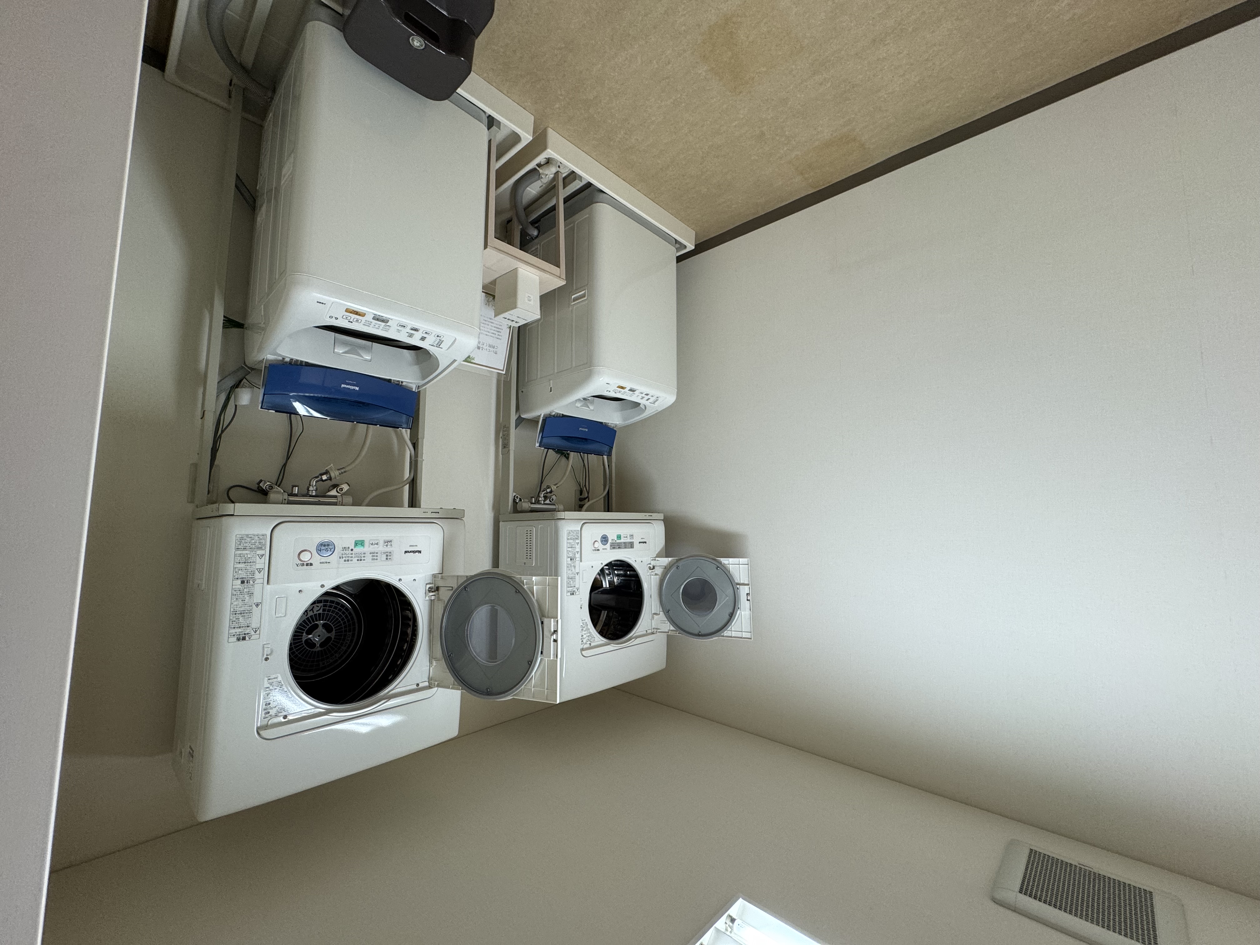 宿泊棟　ランドリースペース