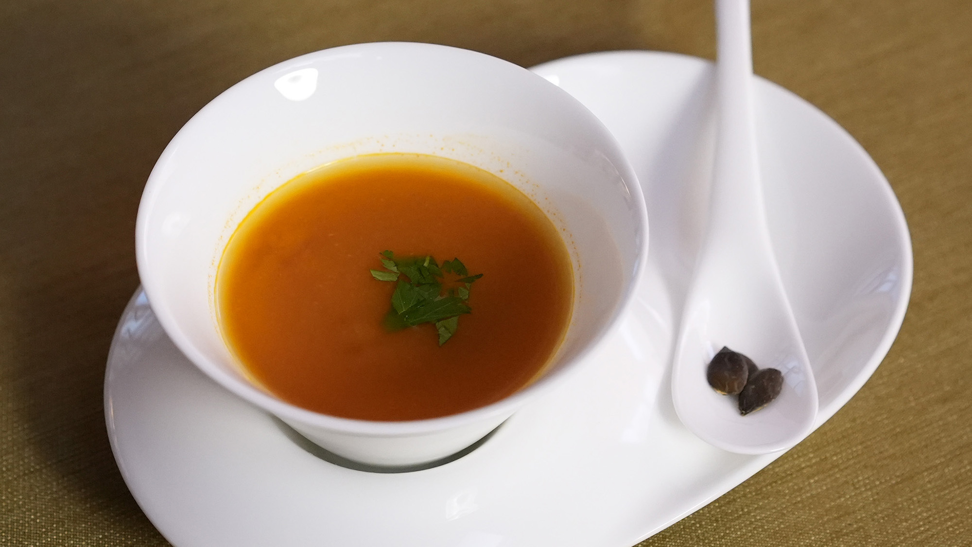 ・【夕食一例】自然の恵みをお楽しみいただける添加物不使用の体に優しい食事を提供いたします