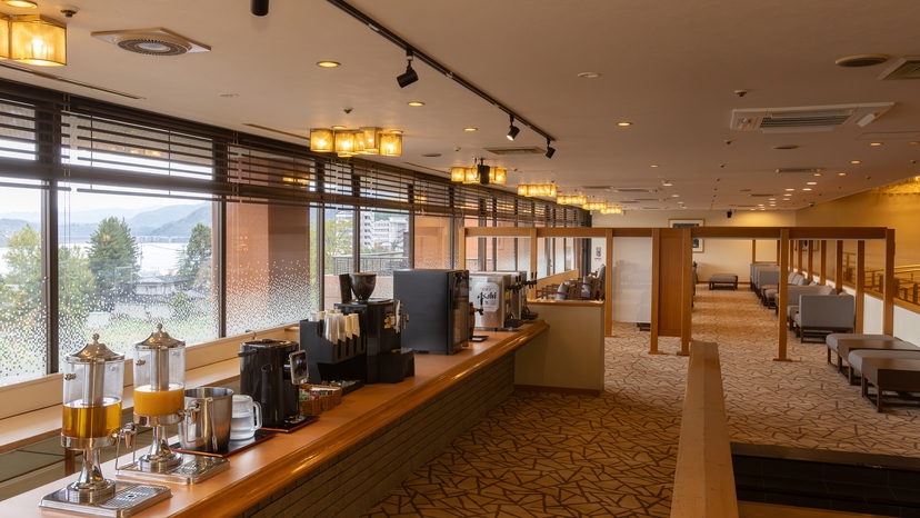 【プレミアムラウンジ+アルコール飲み放題付】1泊2食バイキングプラン