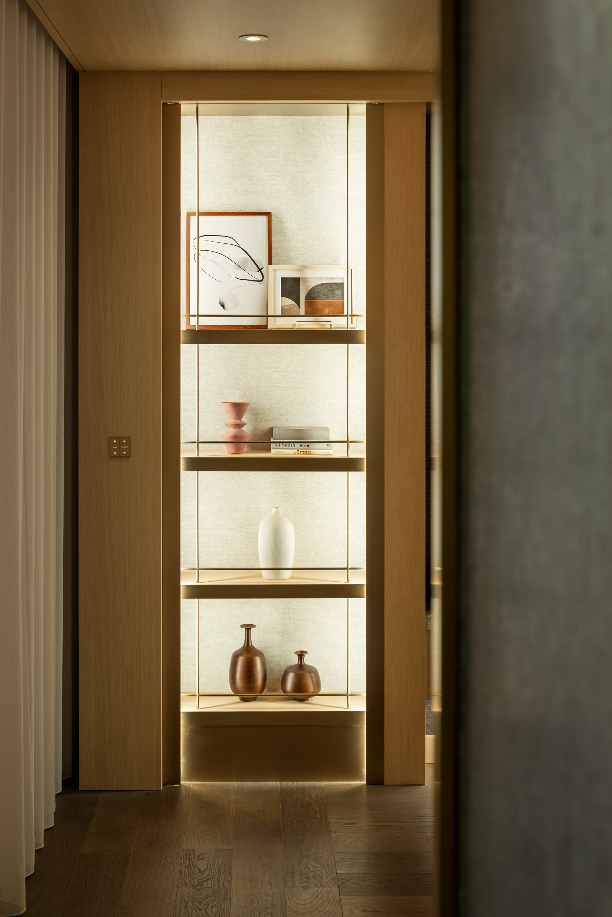 スイートルーム内アート