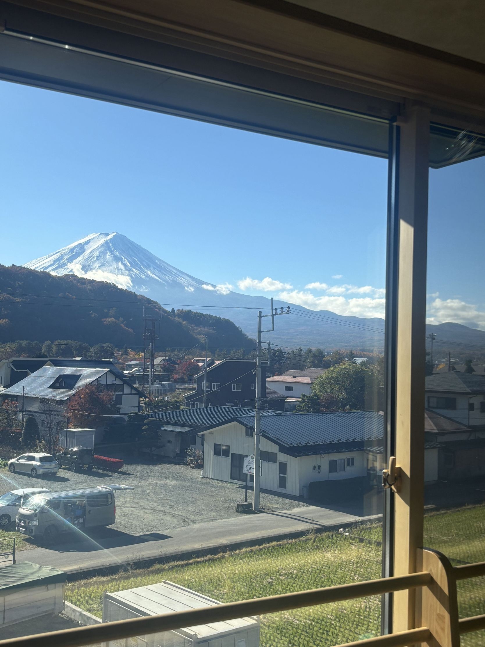 「素泊まり」広々約50平米！新築オープンしたホテルで富士山を眺めながらゆったりステイ