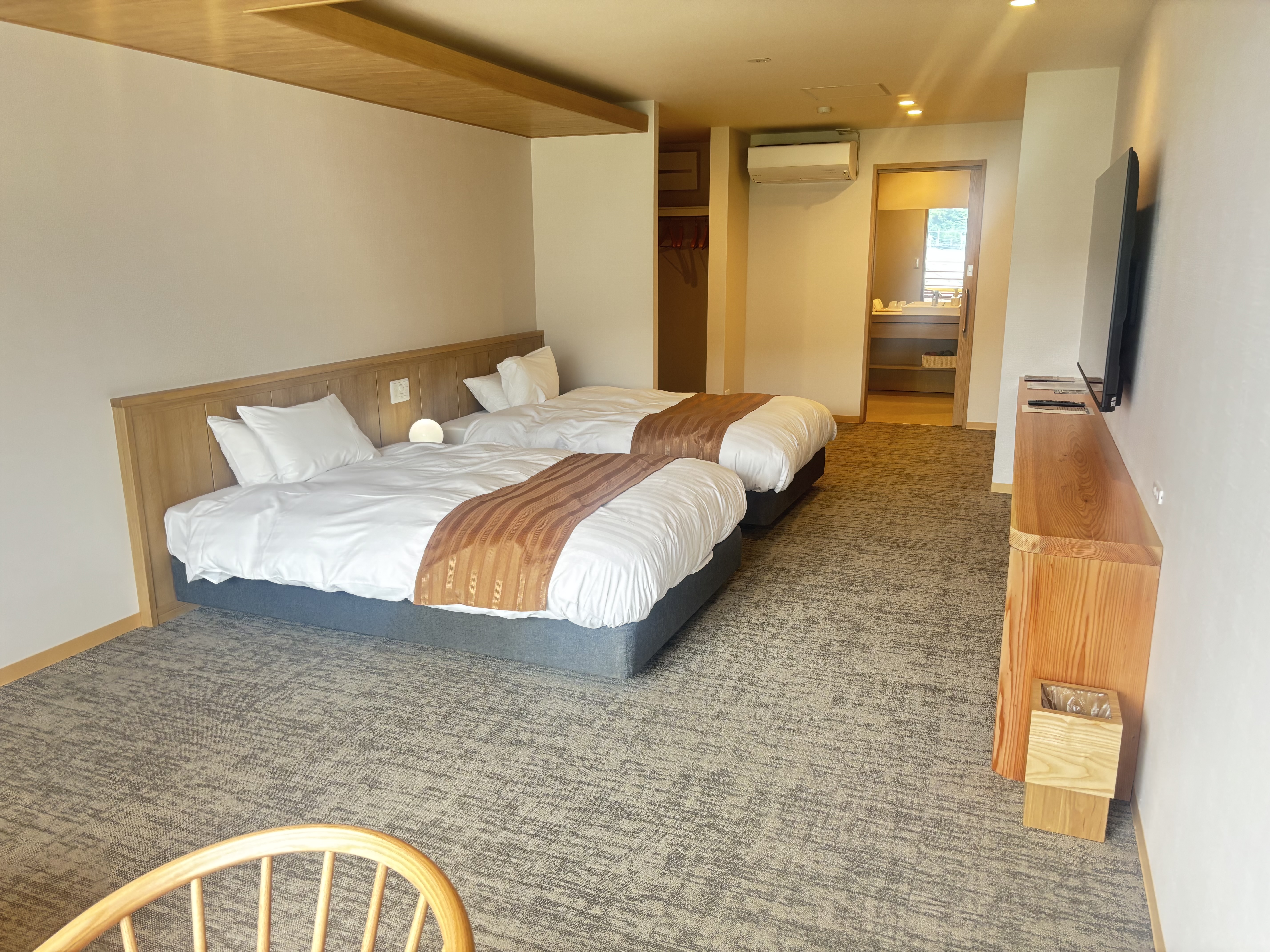 ツインベッドルーム