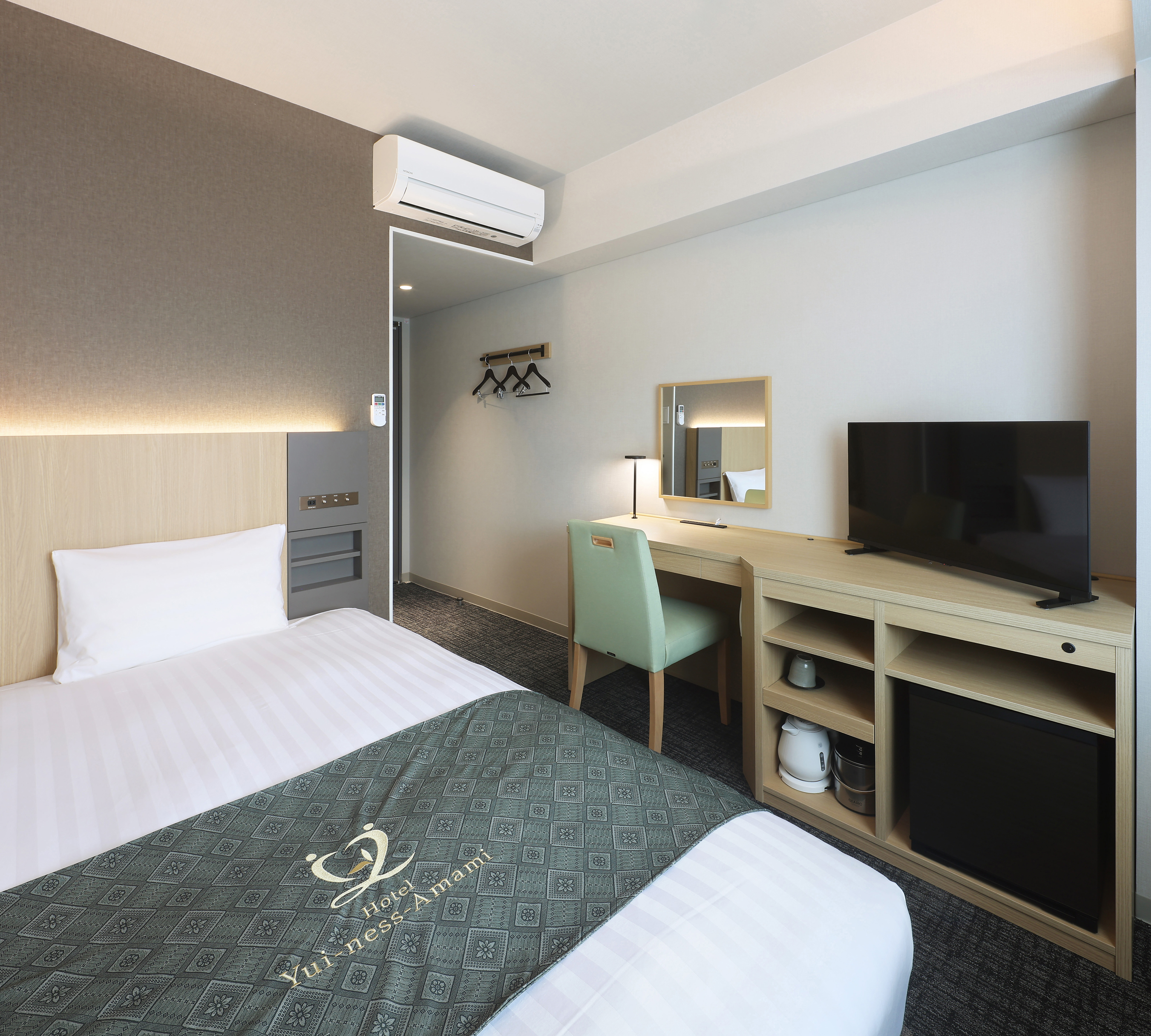 スタンダードシングル（セミダブルベッド）/セミダブル