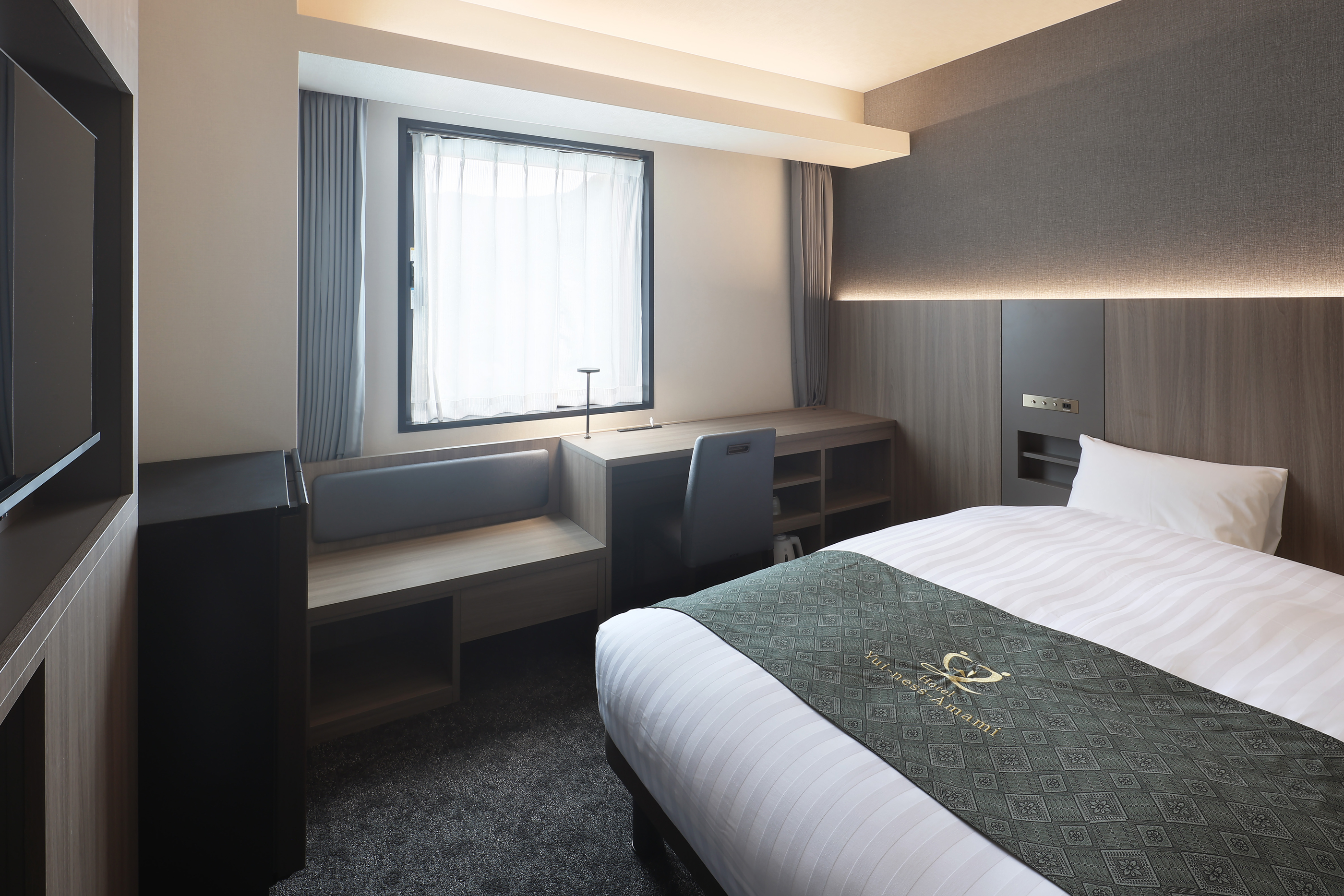 コンフォートシングル（ダブルベッド）/コンフォートダブル