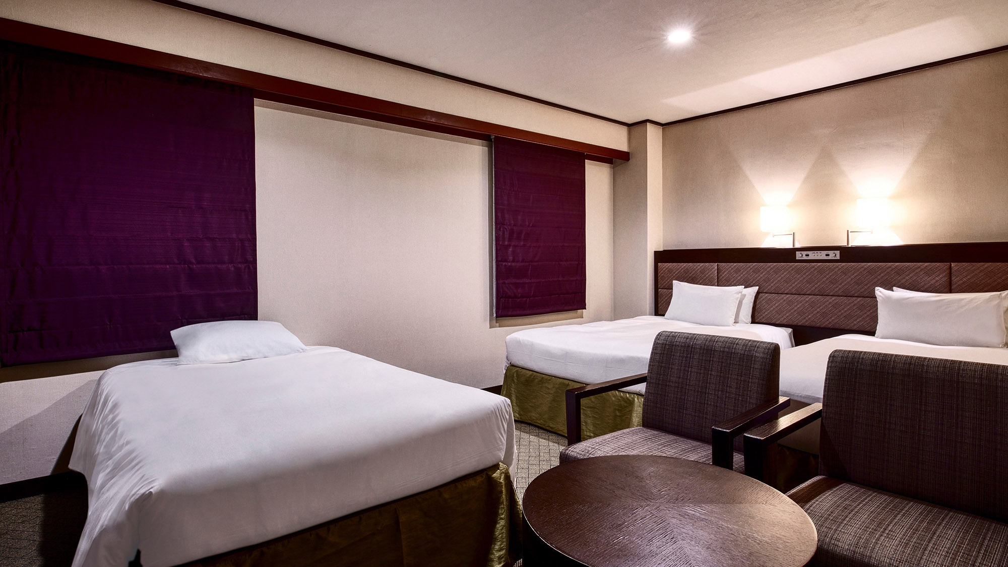 スーペリアツイン｜エキストラベッドを入れ、最大３名様までご宿泊可能です。