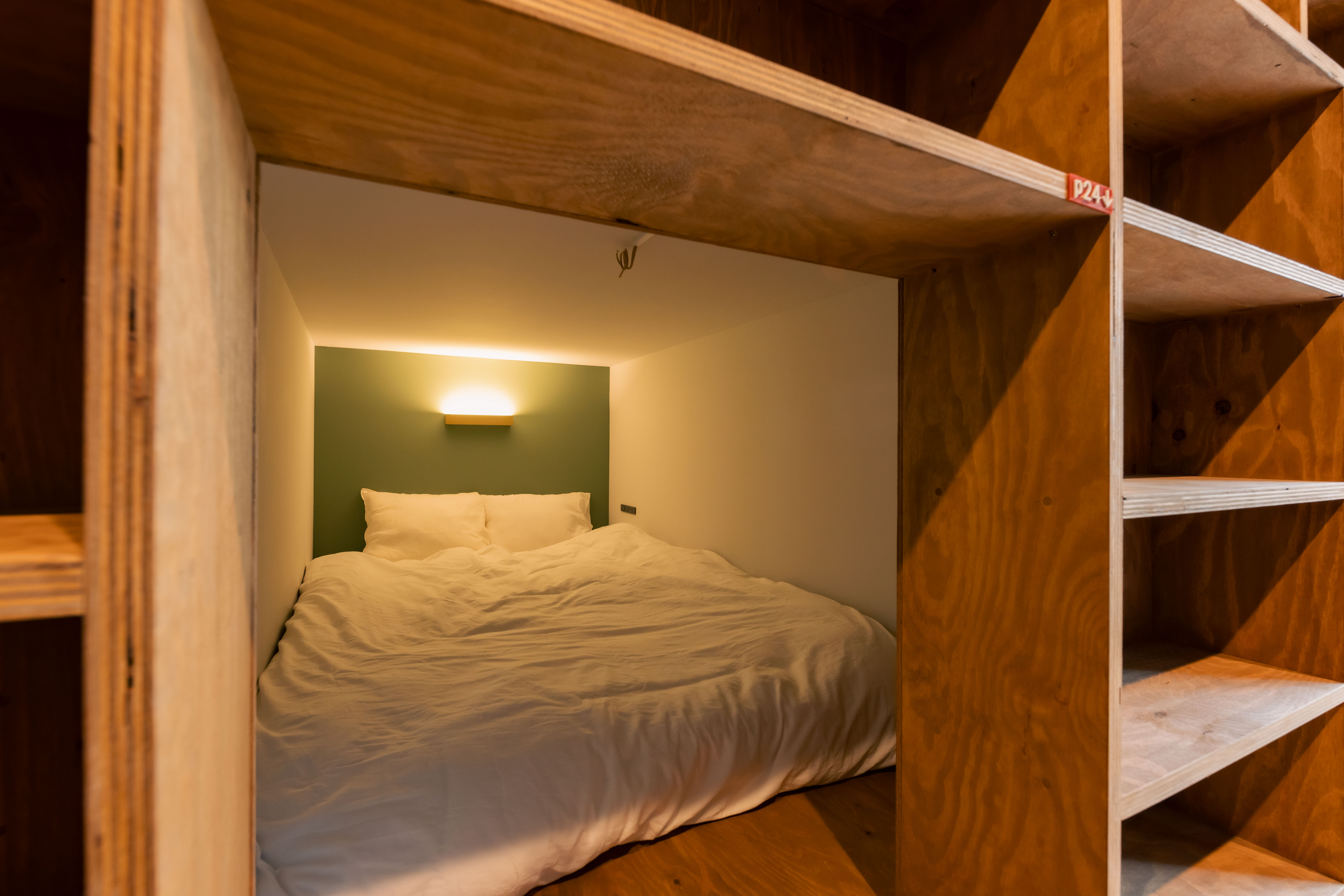 お一人でゆっくりくつろぎたい時や、カップルでもお泊りいただけます。