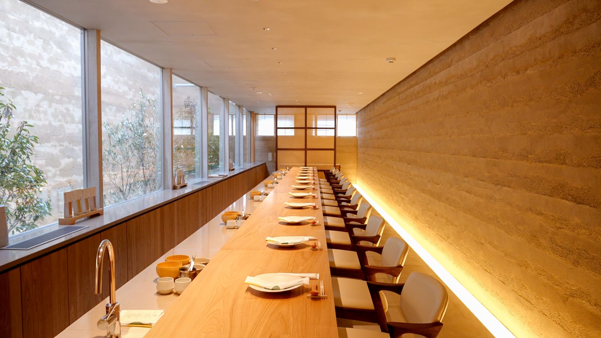 朝食レストラン