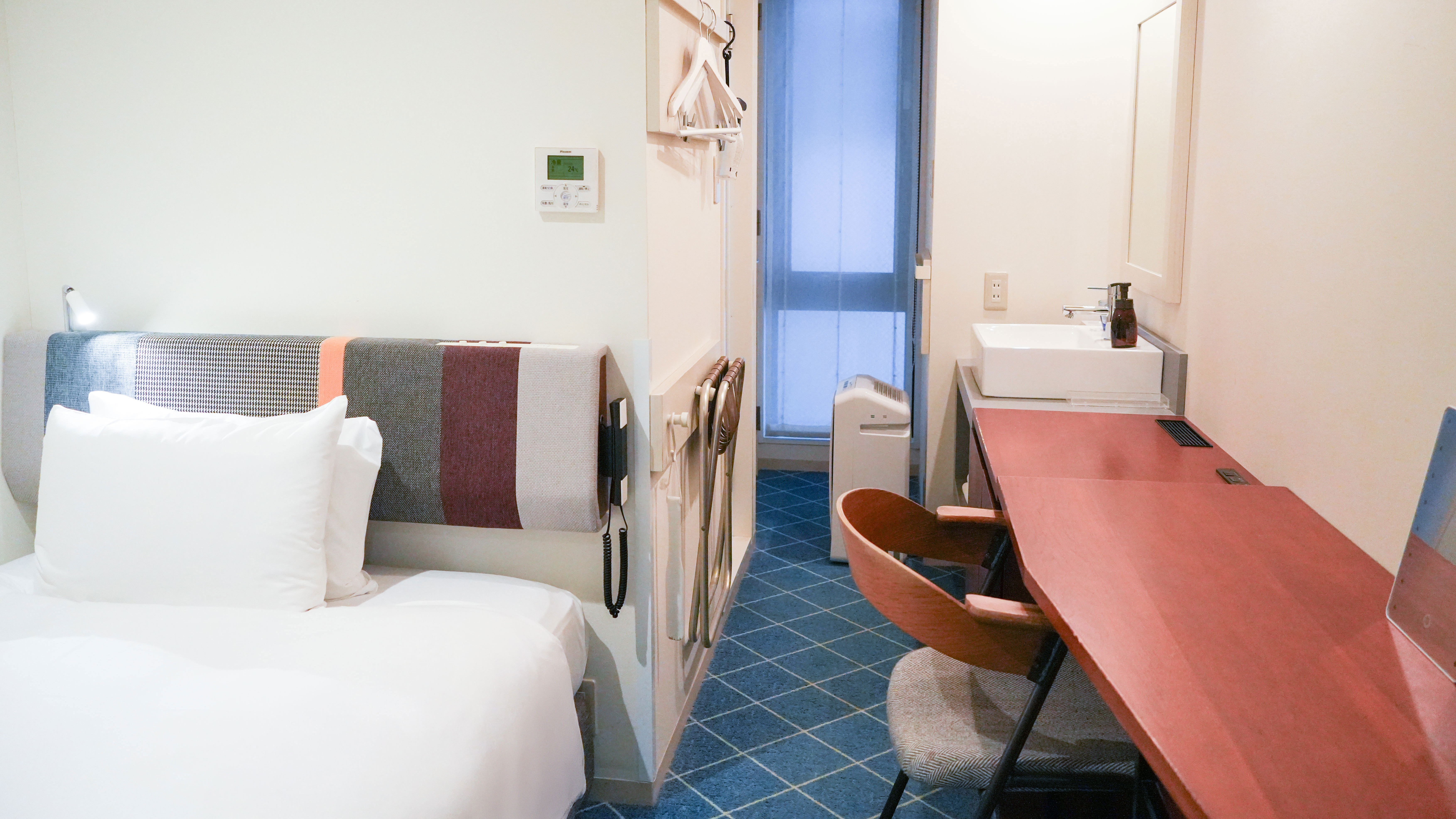 シングルルーム（広さ14平米）