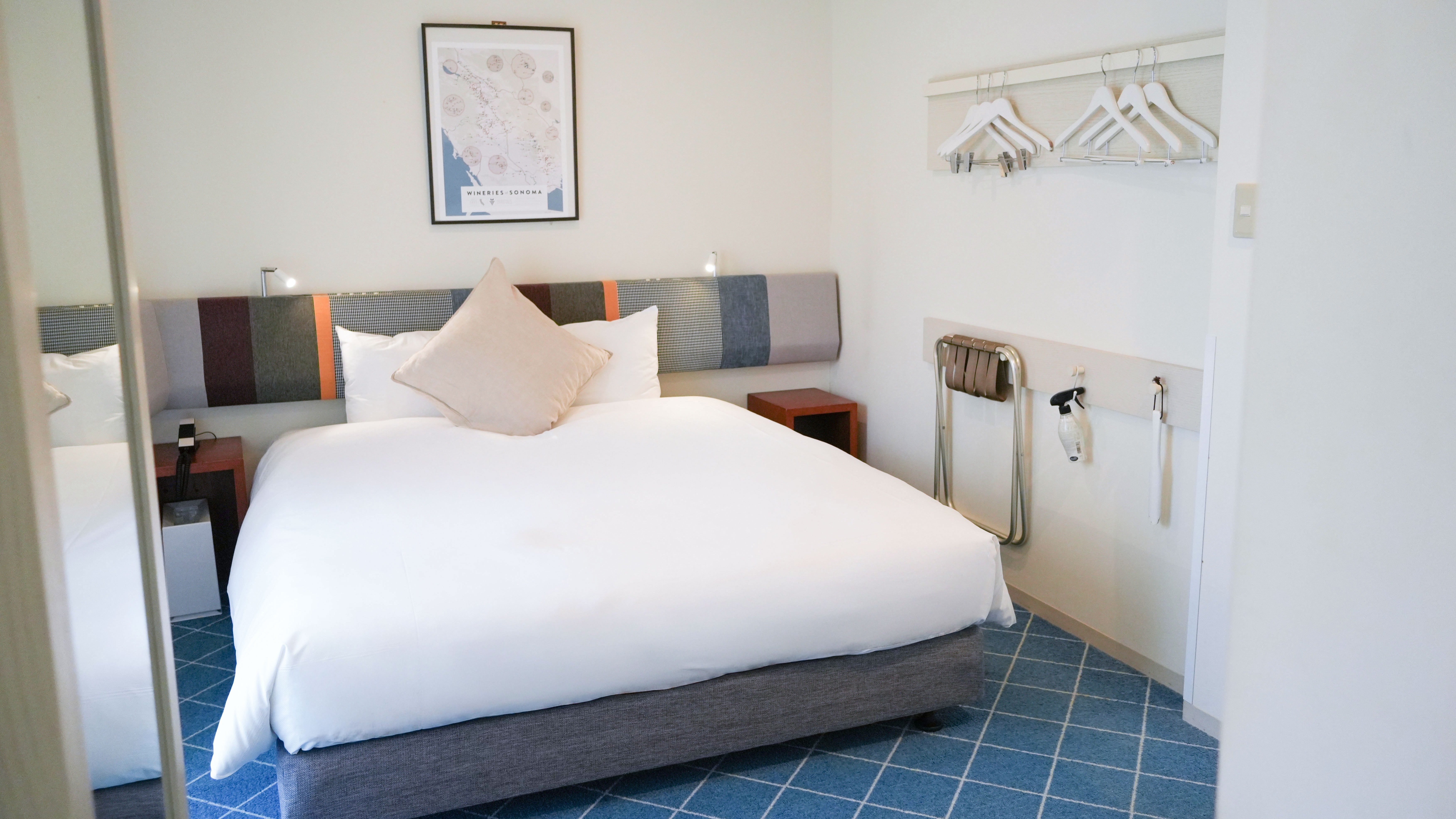 ダブルルーム（広さ17平米）