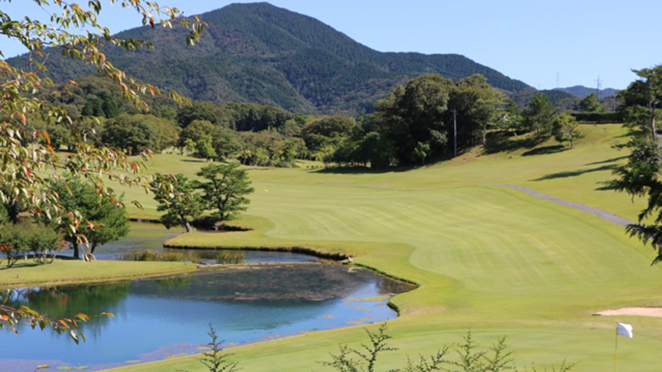 【ゴルフパック】きわど温泉 悠久の季 1泊2食 ＆ 豊田湖ゴルフクラブ 1Rセルフ（乗用カート付）