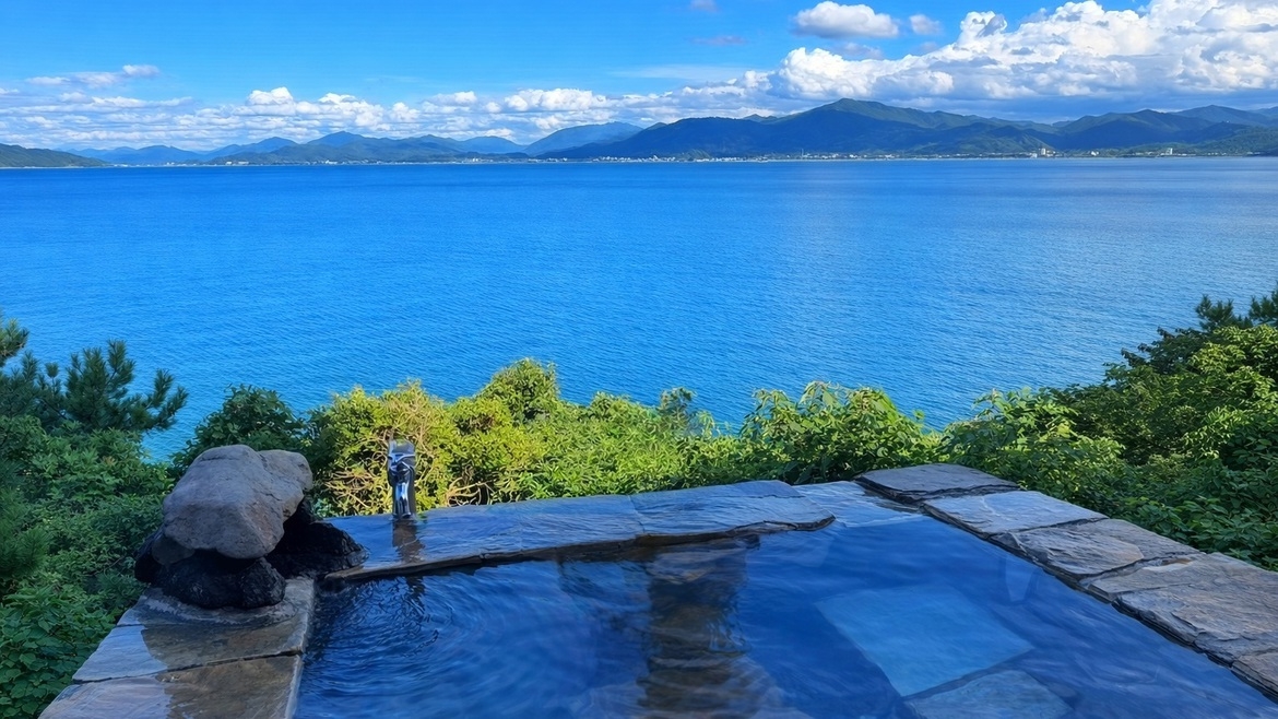 【夏休み限定】海水浴×花火×温泉｜オーシャンビューホテルで楽しむ家族の夏旅