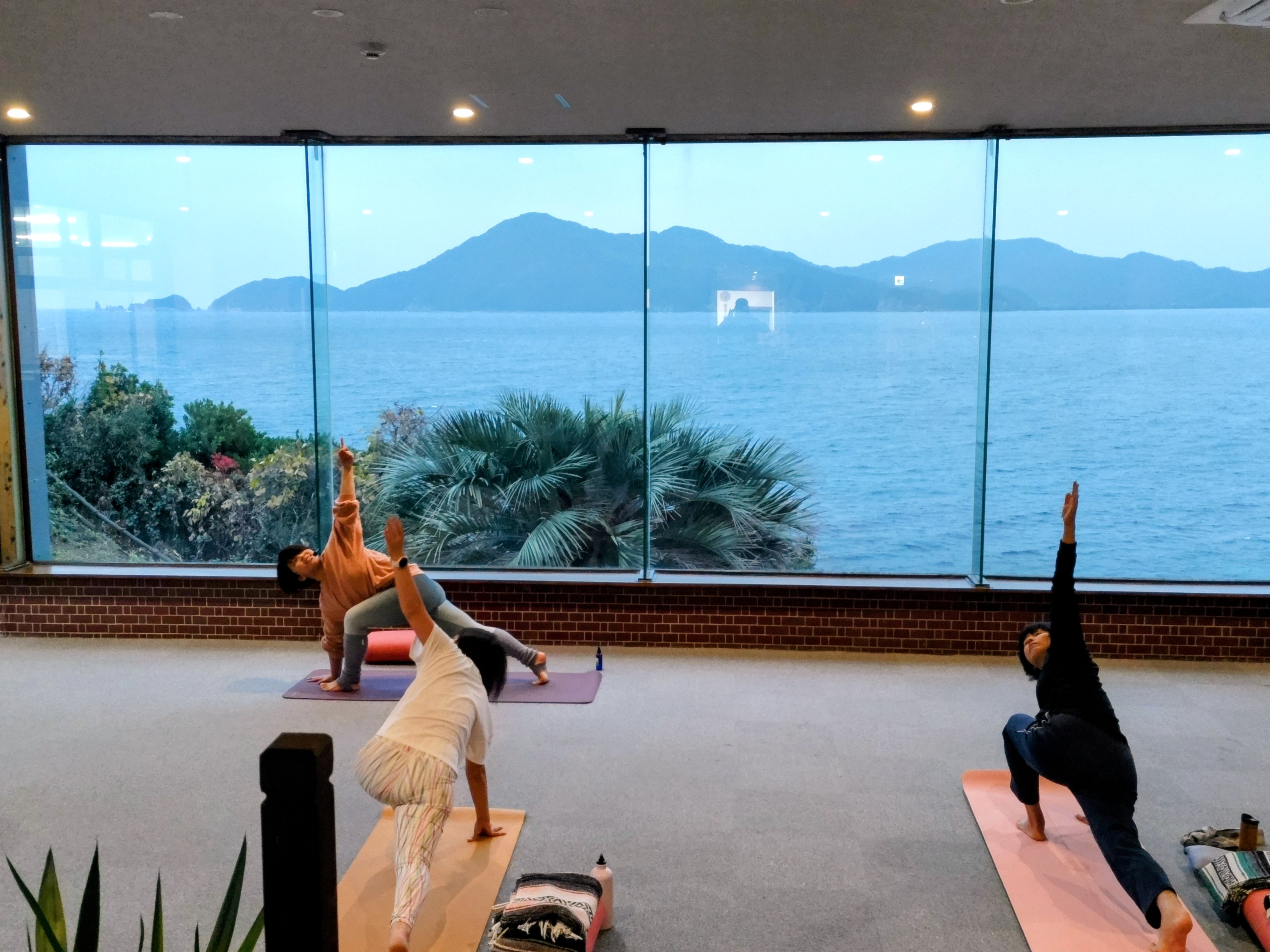 朝ヨガイベント