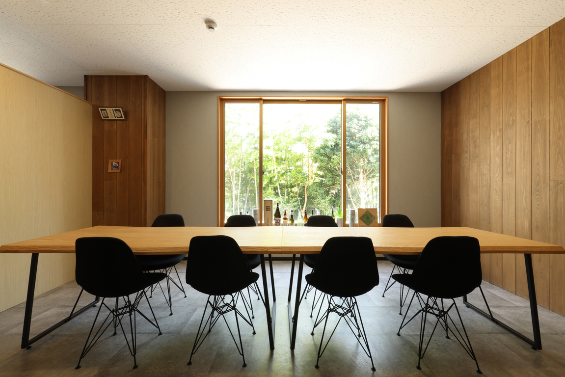 【旬菜料理きなみ】海の見えるレストランです。個室利用できます。（要予約）