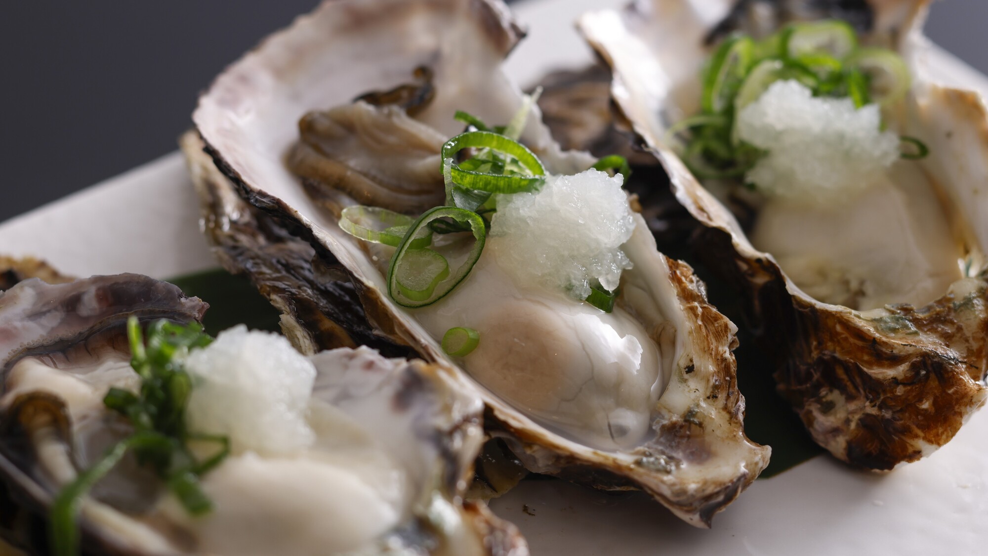 濃厚な真牡蠣をさっぱりと楽しむ、絶品牡蠣酢／例