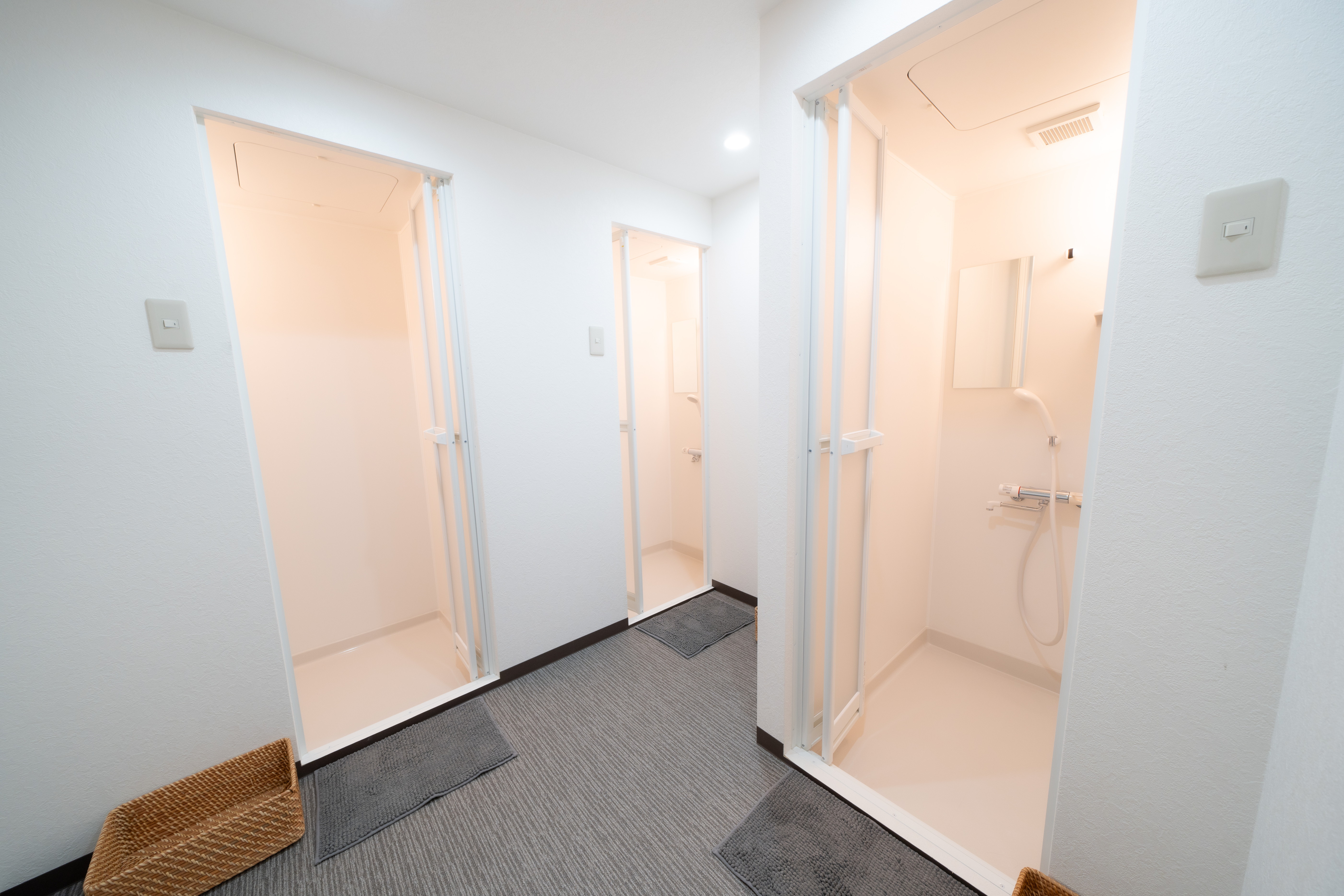 共用女性シャワールーム